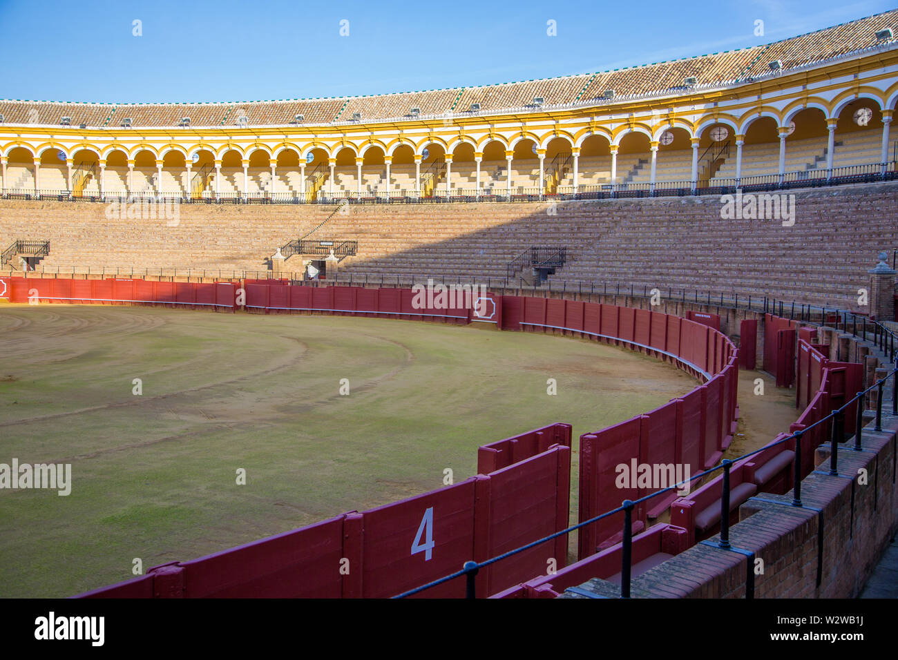Sevilla, Spanien - 22. Januar 2016: architektonische Details der Plaza de Toros La Maestranza Stockfoto
