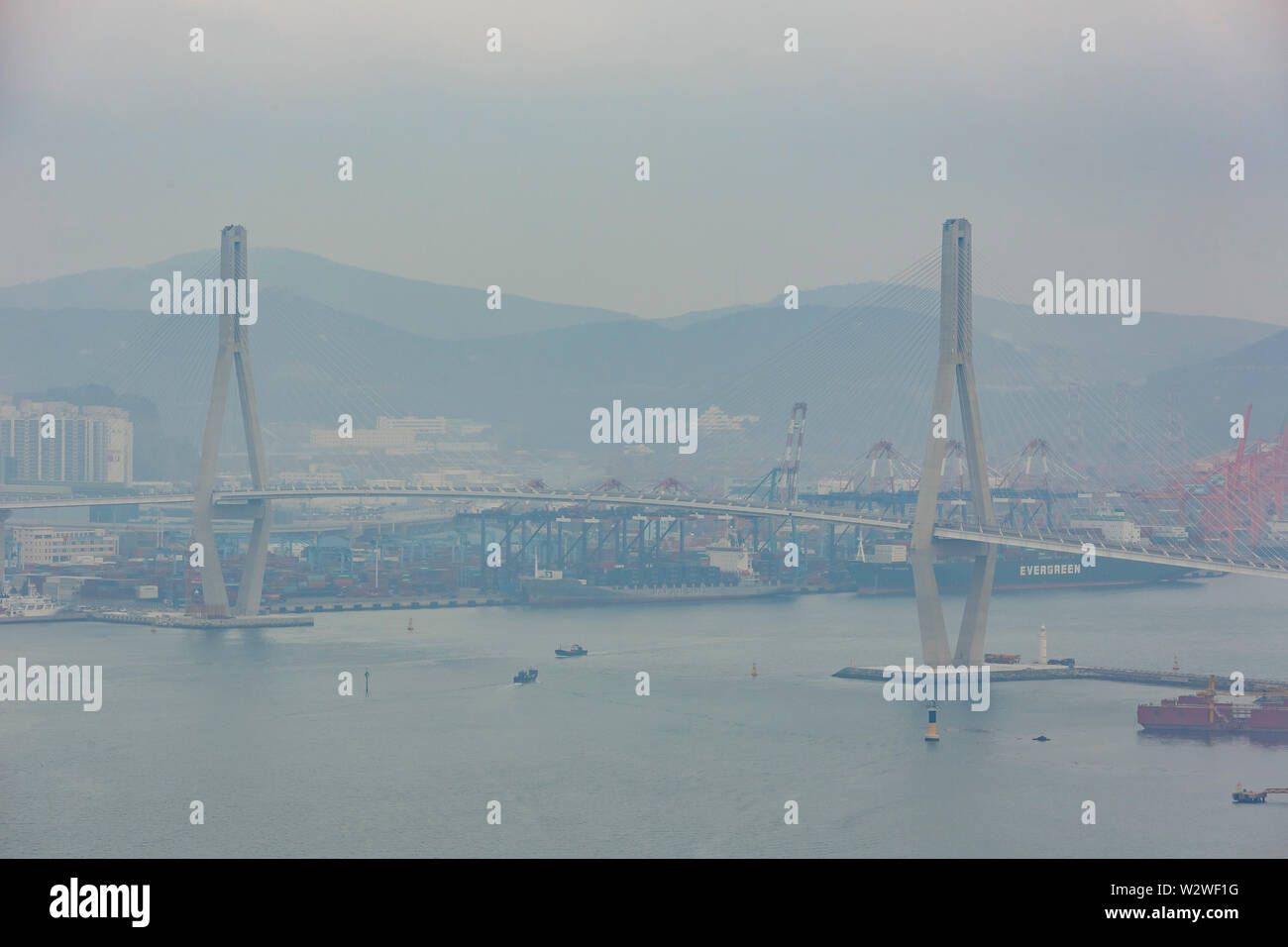 Busan, APR 2: Luftaufnahme der Busan Stadtbild von Busan Turm auf der Apr 2, 2014 in Busan, Südkorea Stockfoto