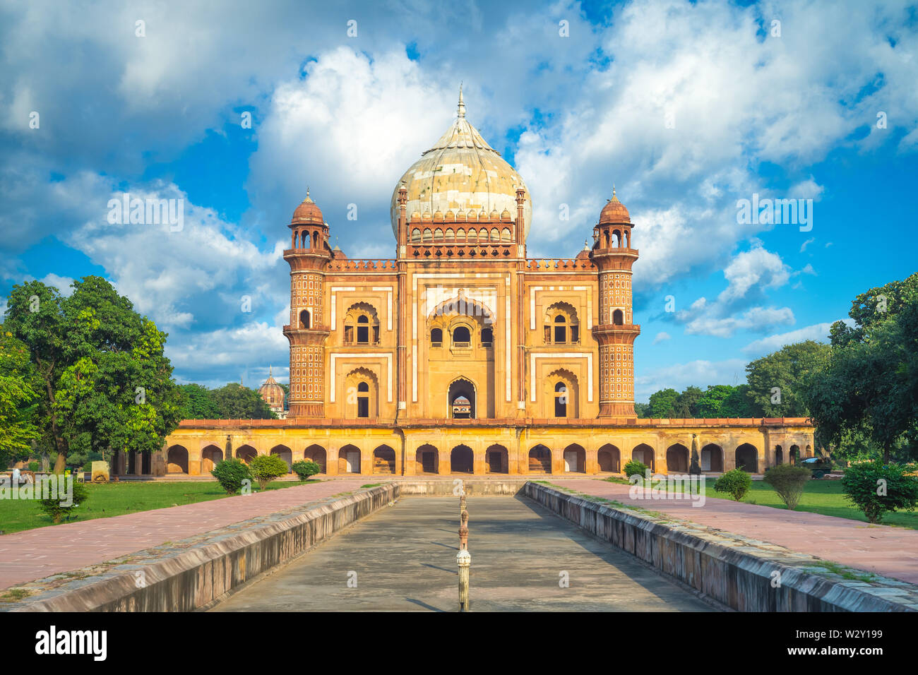 Fassade des Safdarjung Grab in Delhi, Indien Stockfoto