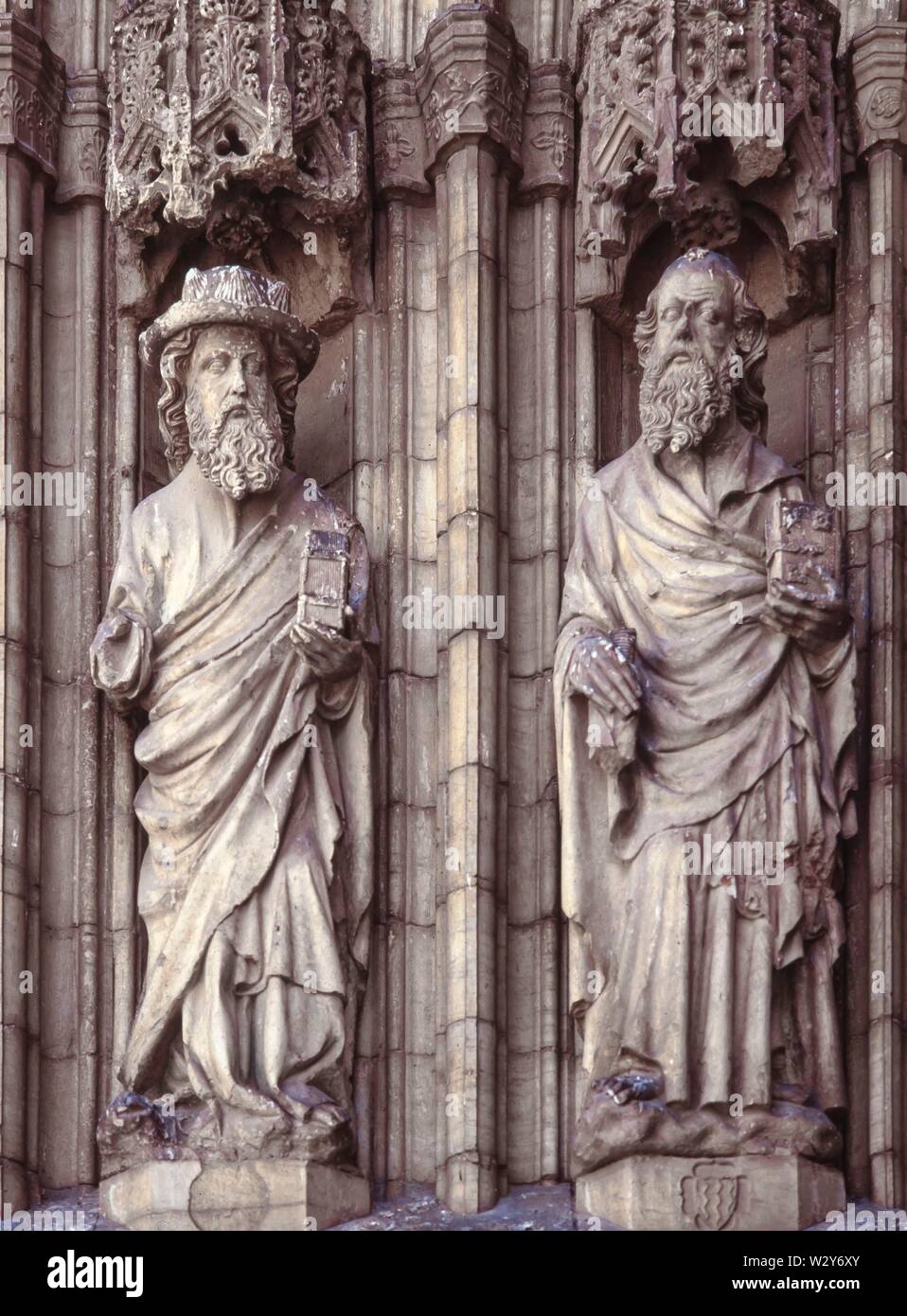 Detail der Fassade der Santa Maria Basilika, 15. Jahrhundert, Castelló d'Empúries. Stockfoto