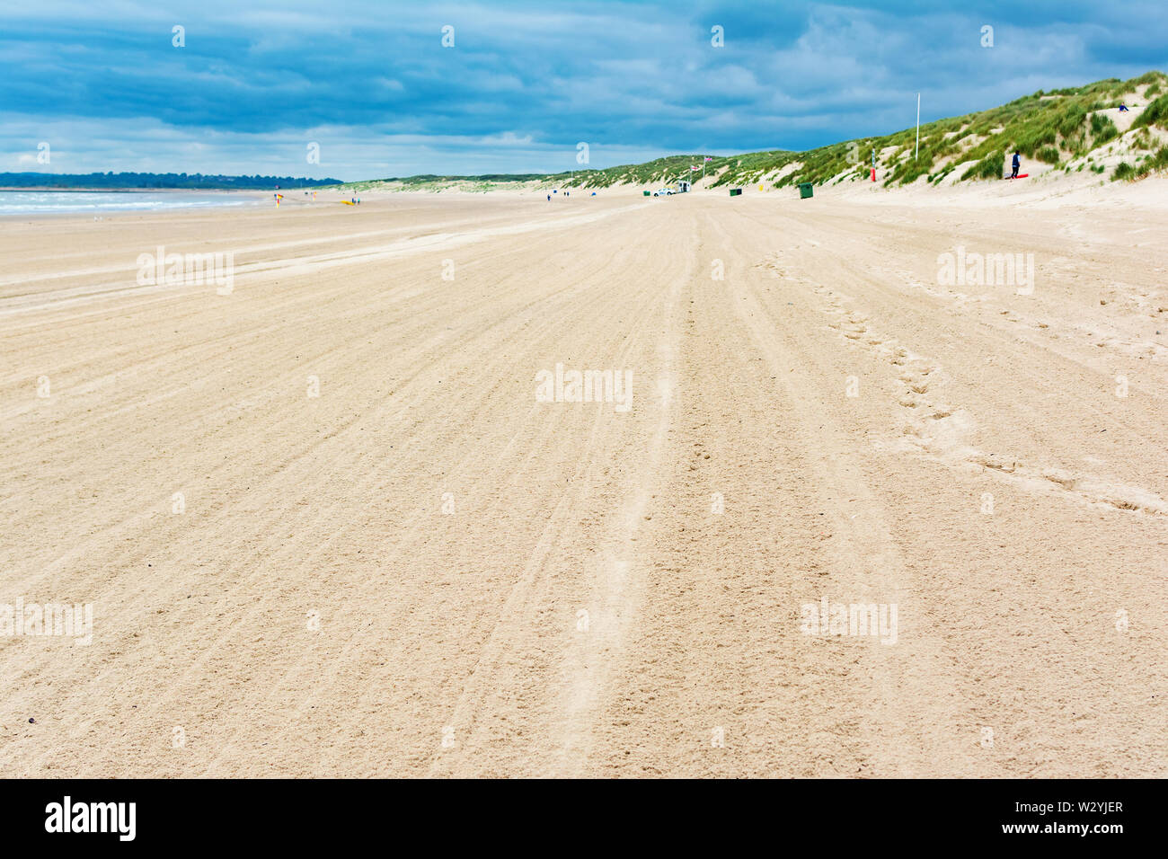 Camber Sands in der Nähe von Rye, East Sussex, Großbritannien, Dünen und Strand, selektiven Fokus Stockfoto