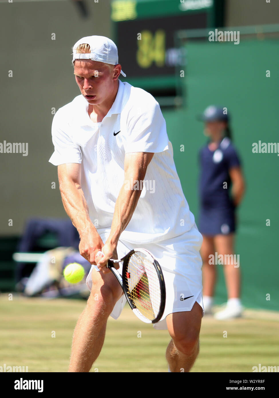 Anton Matusevich im Viertelfinale der Jungen am zehnten Tag der Wimbledon Championships im All England Lawn Tennis and Croquet Club, London. Stockfoto