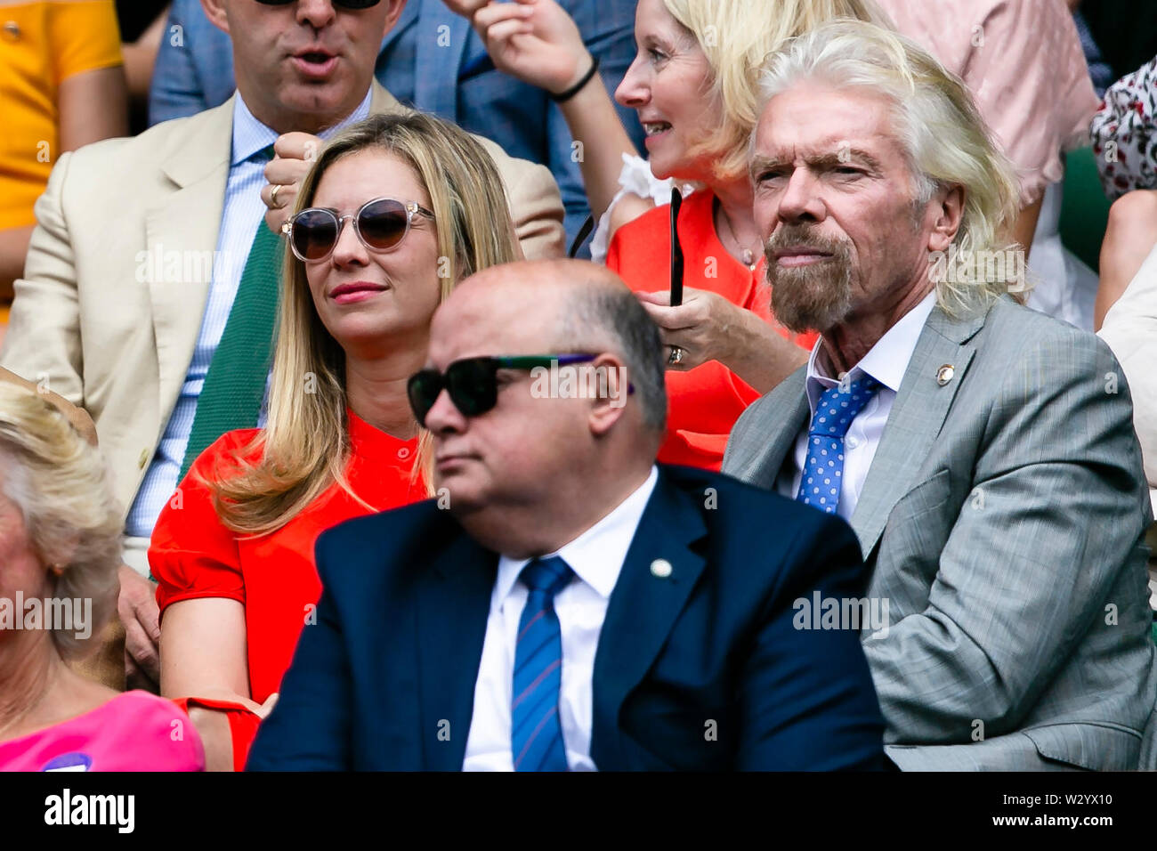 London, UK, 11. Juli 2019: Sir Richard Branson Besuche der Royal Box am Tag 10 im Wimbledon Tennis Championships 2019 auf der All England Lawn Tennis und Croquet Club in London. Credit: Frank Molter/Alamy leben Nachrichten Stockfoto