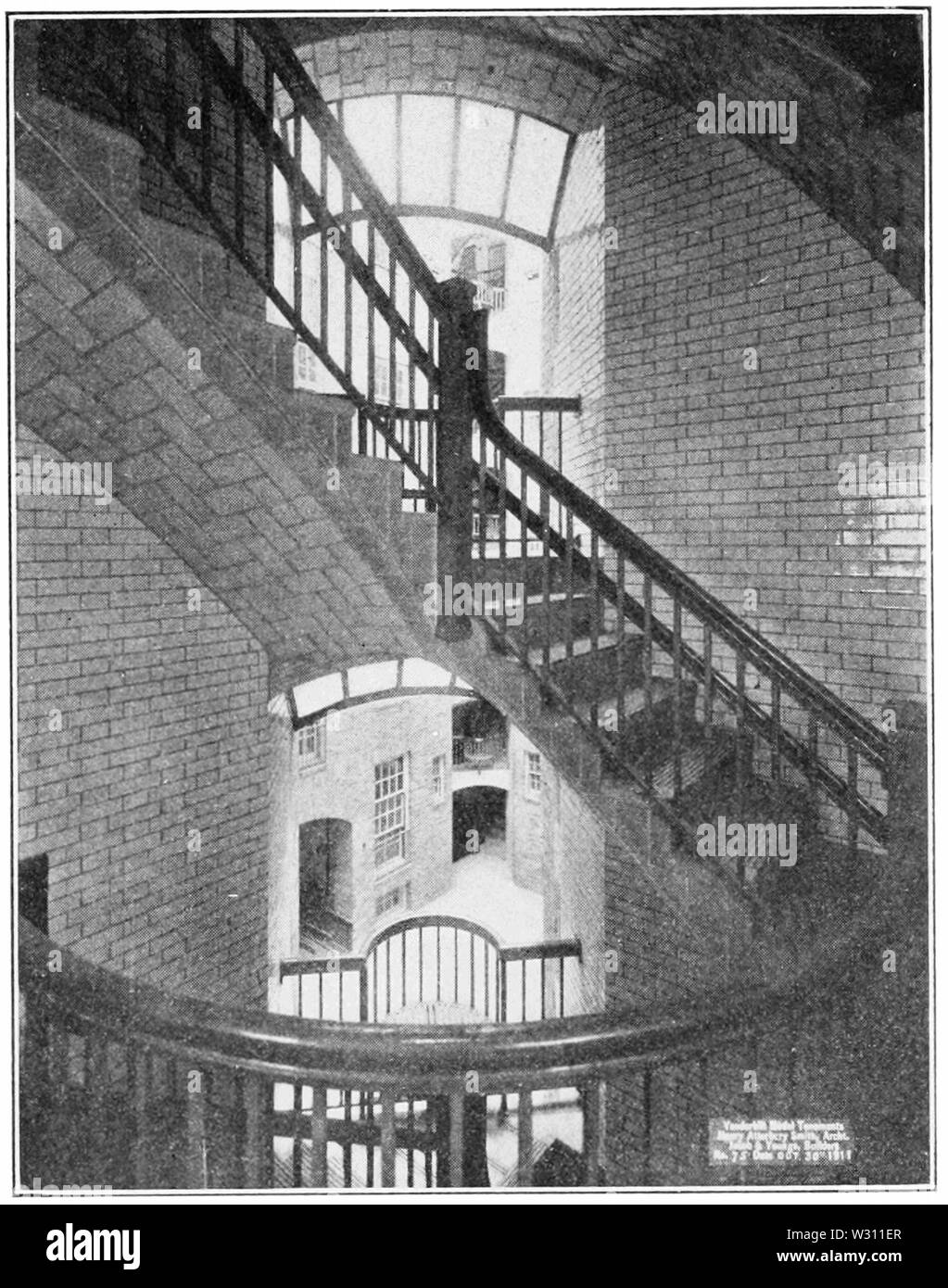 PSM V80 D 197 offene Treppe und einen Blick auf den zentralen Hof Stockfoto