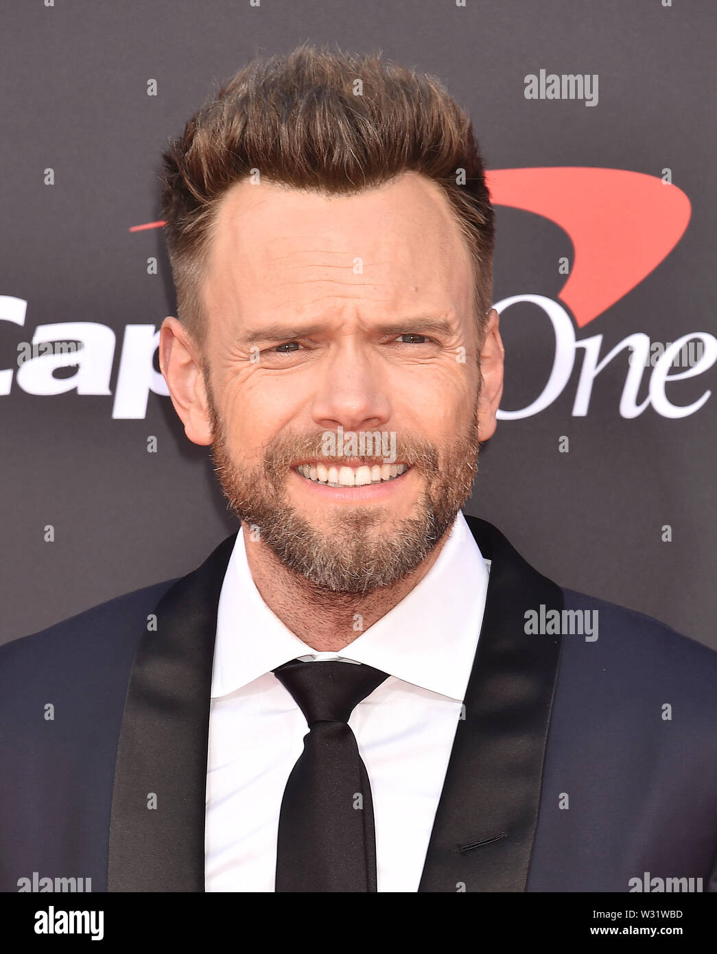 LOS ANGELES, Ca - 10. Juli: Joel McHale besucht die 2019 ESPY Awards bei Microsoft Theater am 10. Juli 2019 in Los Angeles, Kalifornien. Stockfoto