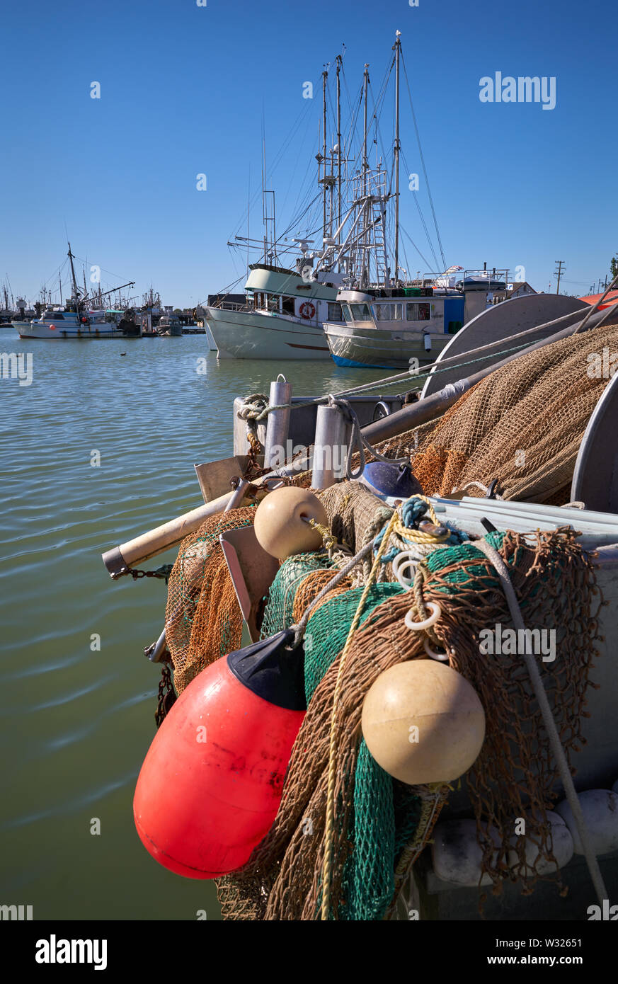 Steveston Fishboats Dockside. Kommerzielle fishboats im Hafen von Steveston, British Columbia, Kanada in der Nähe von Vancouver. Steveston ist ein kleiner Fischerort, der v Stockfoto