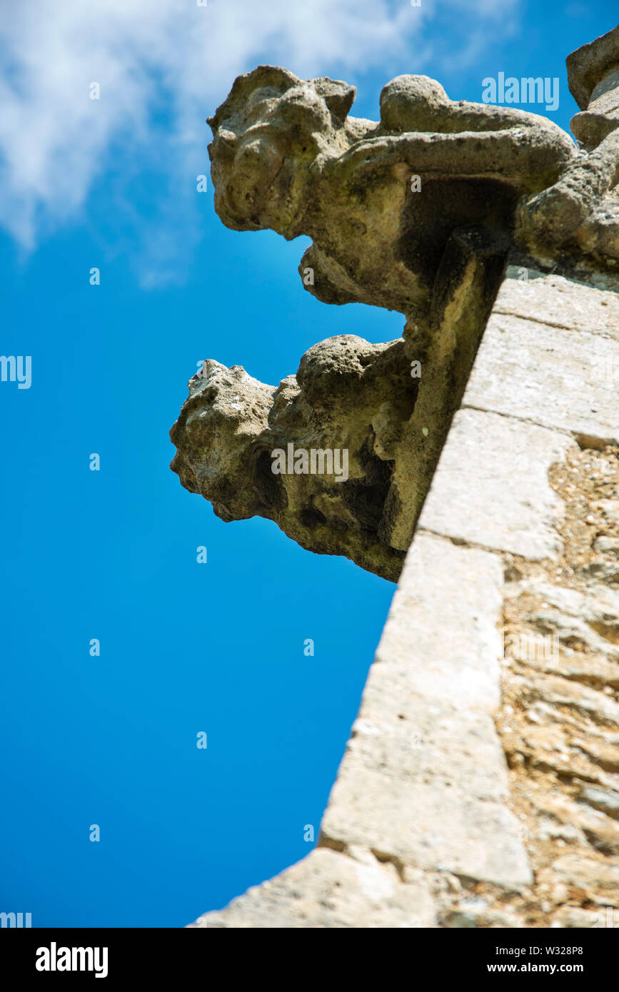 Grotesken außen an der Kirche St Wendreda Stockfoto