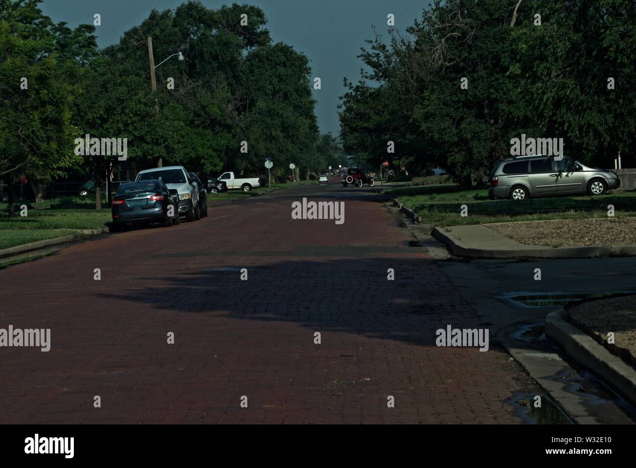 Altes Auto und Canyon, Texas Red Brick Straßen sind Somewhere In Time, Canyon, Texas Stockfoto