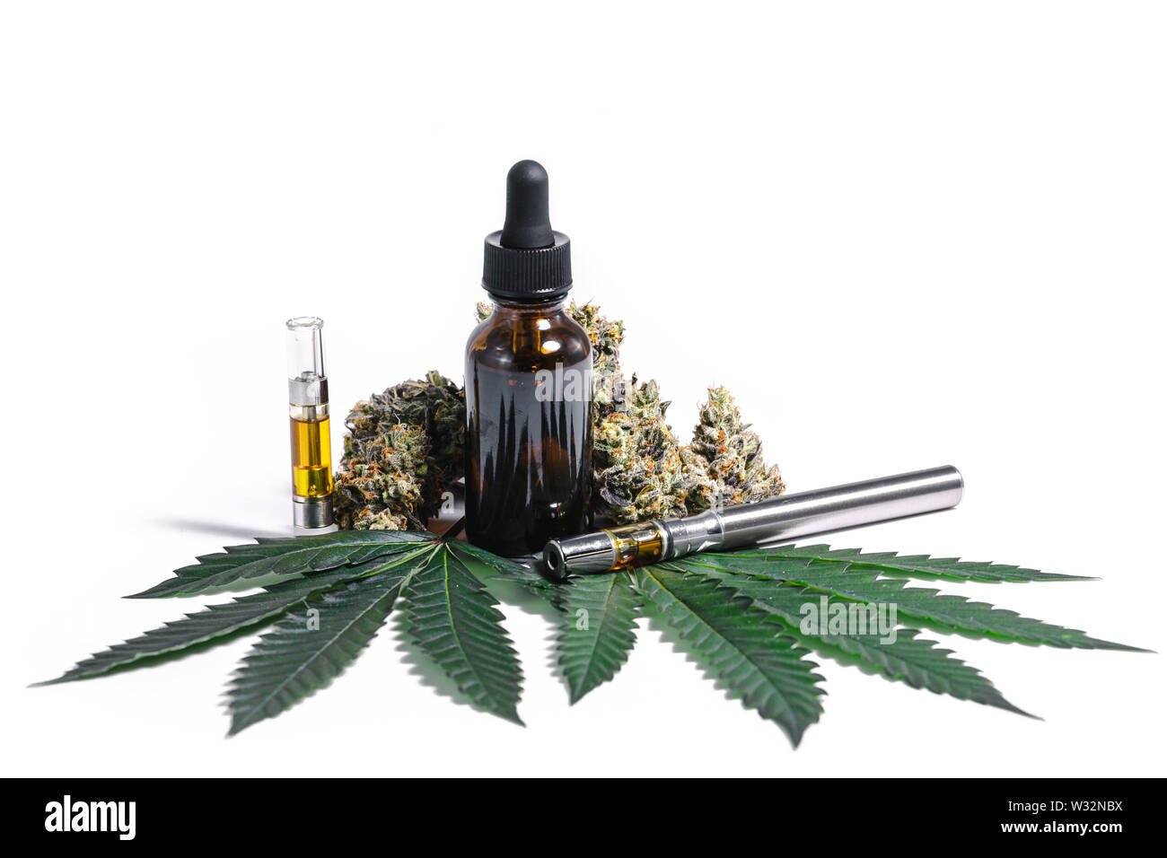 Makro lightbox Setup mit alternative Cannabis Medizin Stockfoto