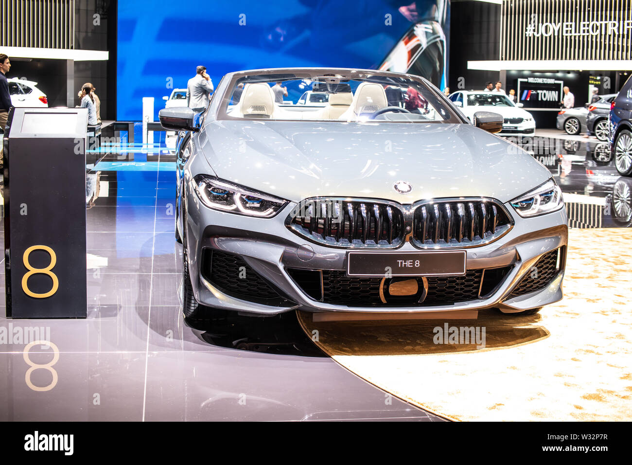 Genf, Schweiz, März 2019 BMW 8er Cabrio 840d, Genfer Autosalon, 8-Klasse Cabriolet Auto hergestellt und vermarktet von BMW Stockfoto