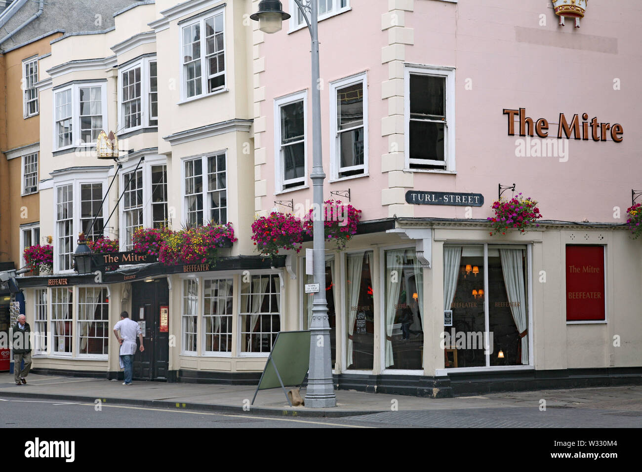 OXFORD, England - Juli 2009: den Hut Inn ist ein Oxford Wahrzeichen, aus der Zeit um 1630 und ersetzt eine frühere Inn aus den 1300er Jahren. Stockfoto