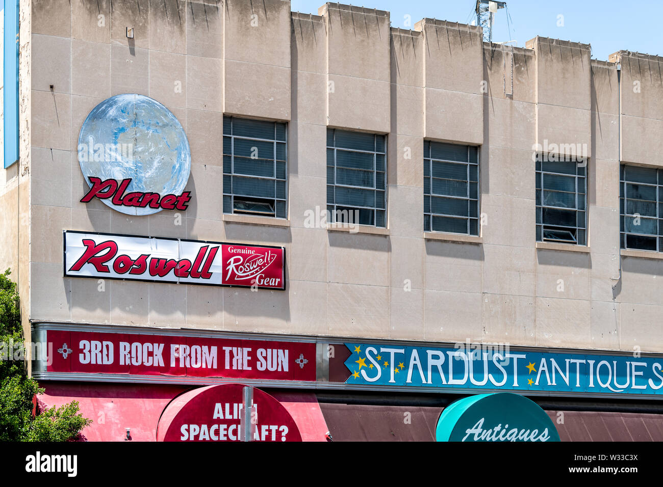 Roswell, USA - Juni 8, 2019: Main Street Road in New Mexico Stadt außerirdische Sichtungen und Shop mit ufo Souvenirs Stockfoto