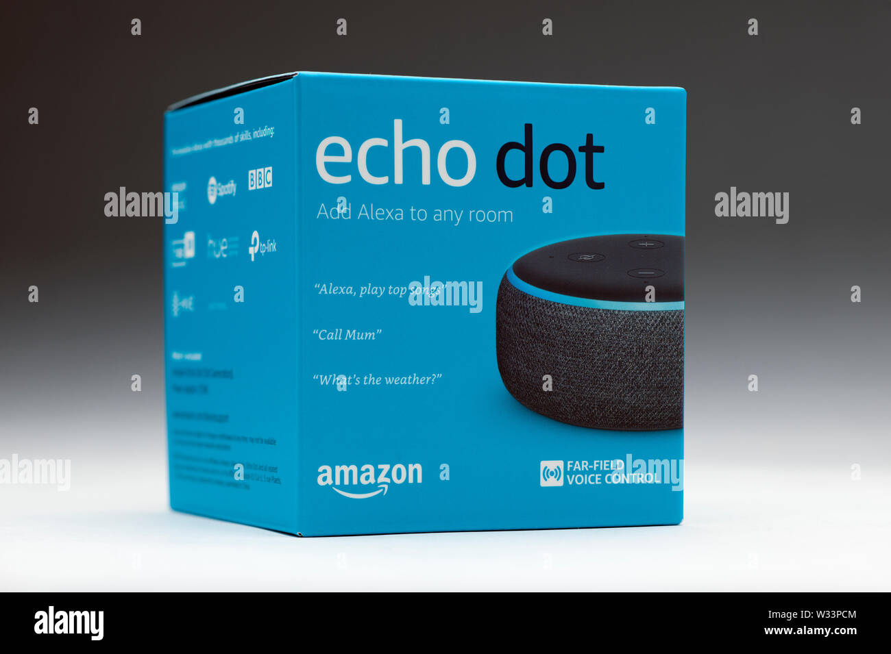 Echo Dot (3. Generation) - Smart-Lautsprecher mit Alexa - Anthrazit Stoff Stockfoto