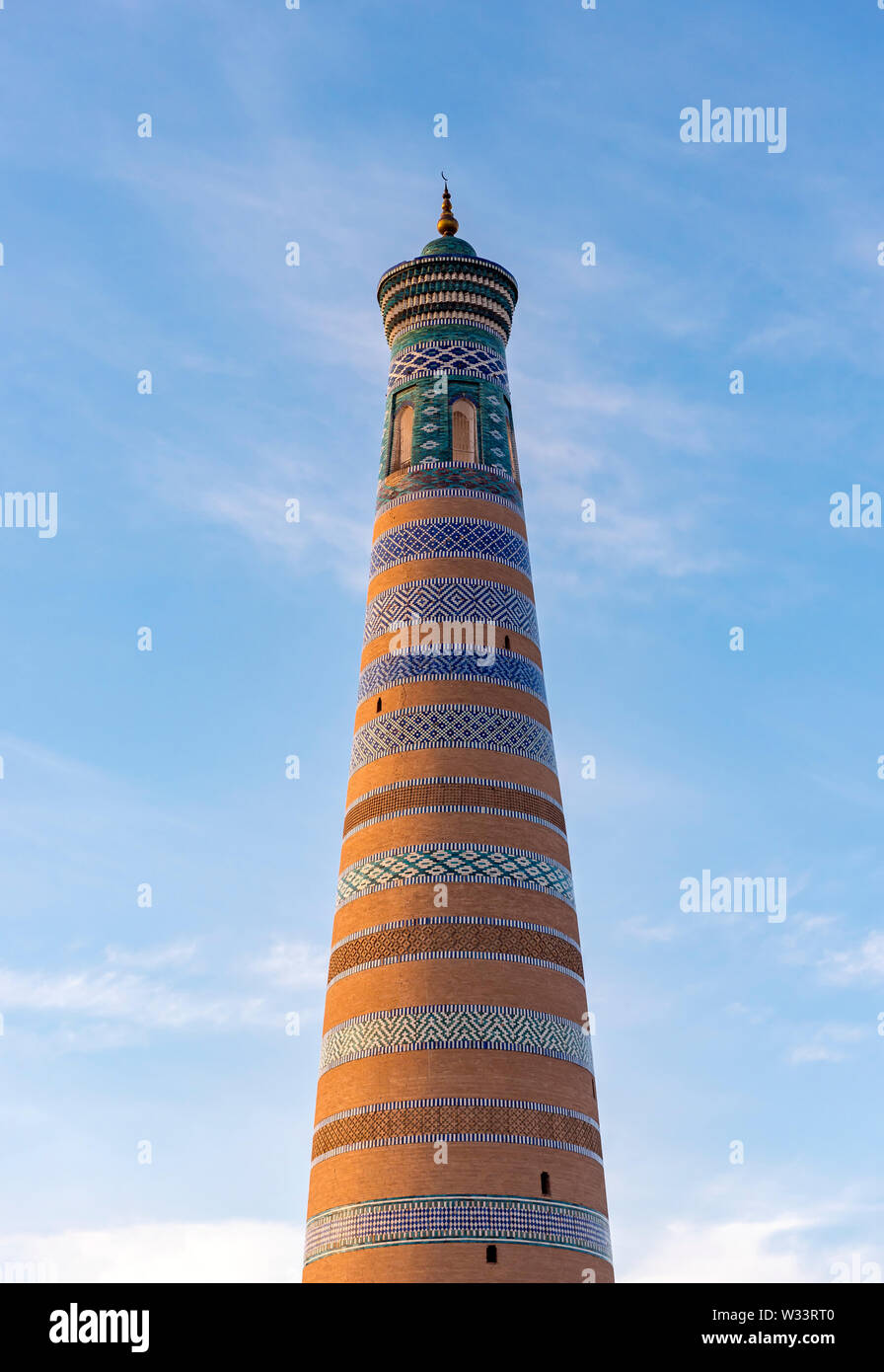 Islom Hoja (Islam Khodja) Minarett, Chiwa, Usbekistan Stockfoto