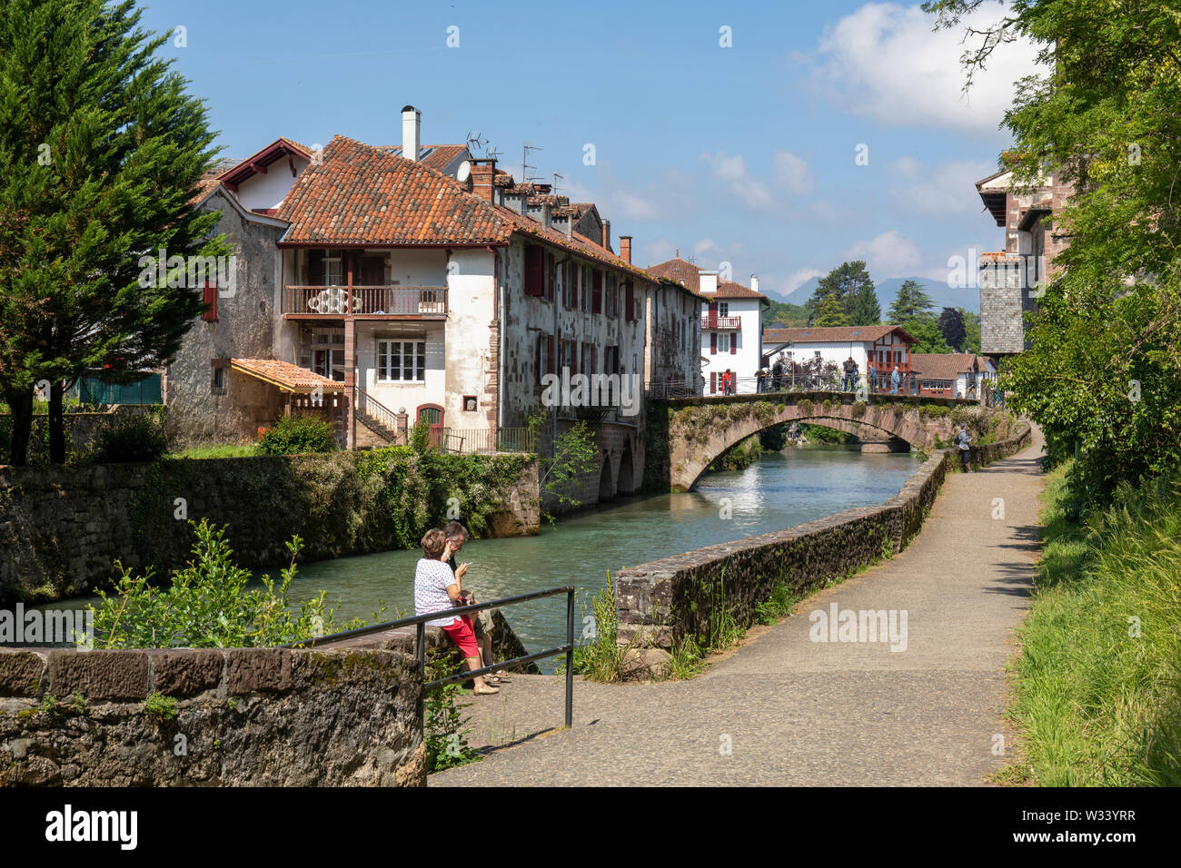 Jean pied de port -Fotos und -Bildmaterial in hoher Auflösung – Alamy