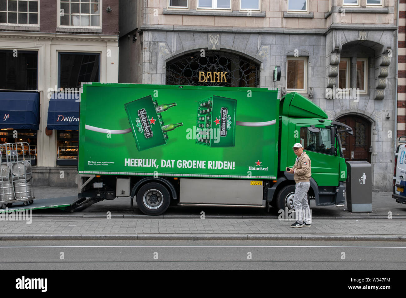 Heineken Firma Lkw von der Seite in Amsterdam Die Niederlande 2019  Stockfotografie - Alamy