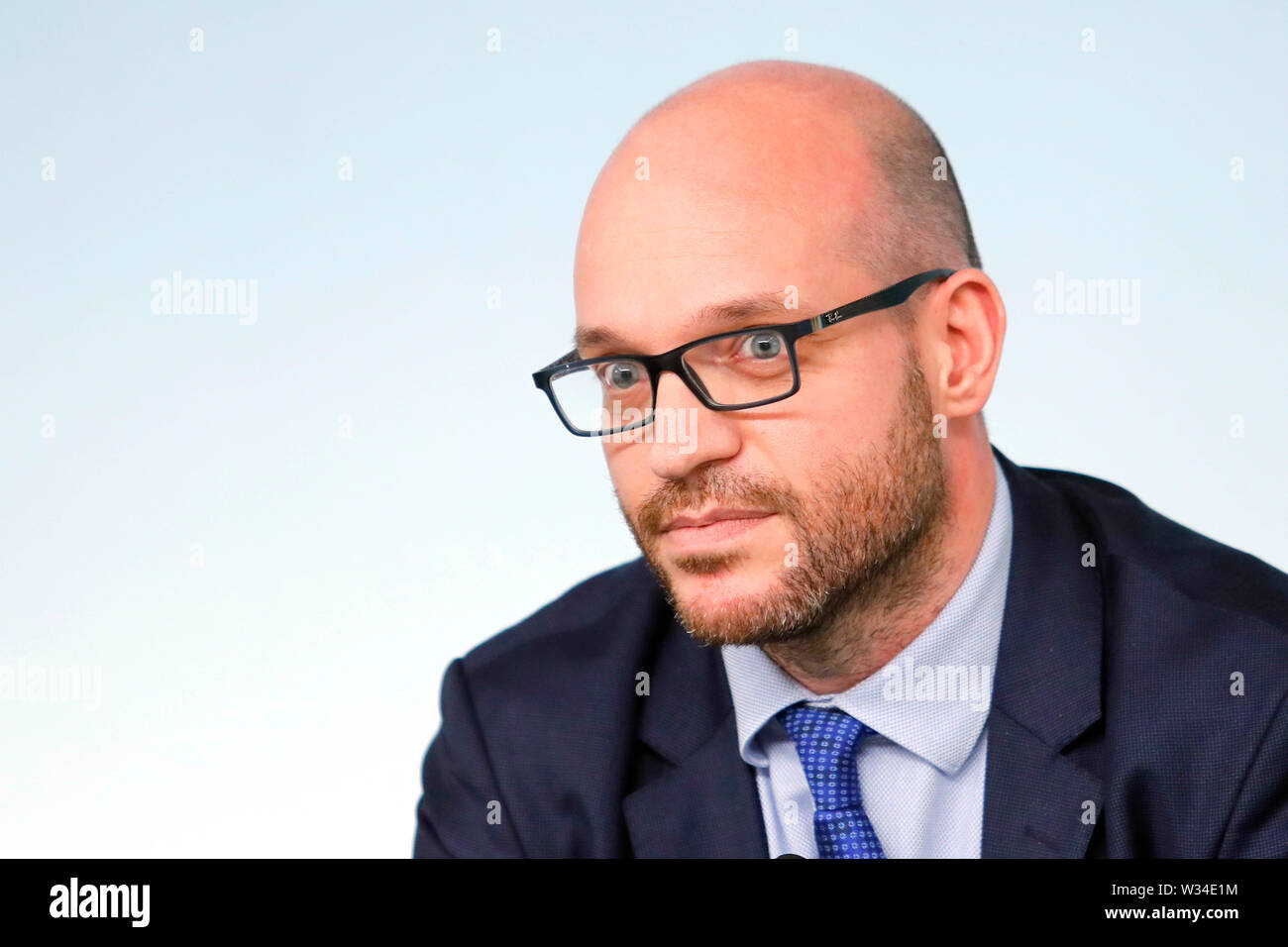 Italien, Rom, 11. Juli 2019: Lorenzo Fontana, neue Ministerin für Europäische Angelegenheiten, hält Ihre erste Pressekonferenz im Palazzo Chigi Foto Remo Casill Stockfoto