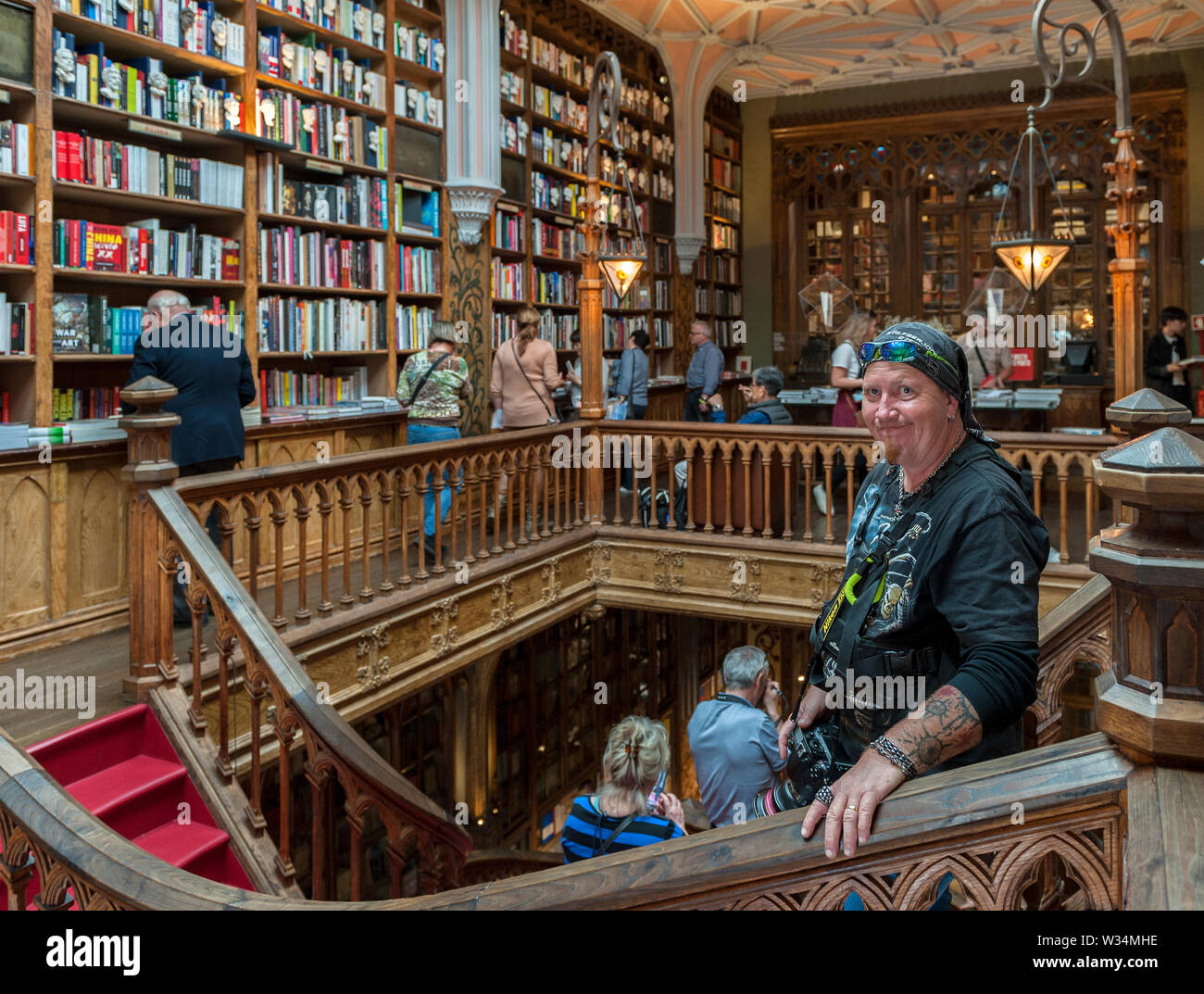 Berühmte Lello Buchhandlung in Porto, die mit Harry Potter. Portugal Stockfoto