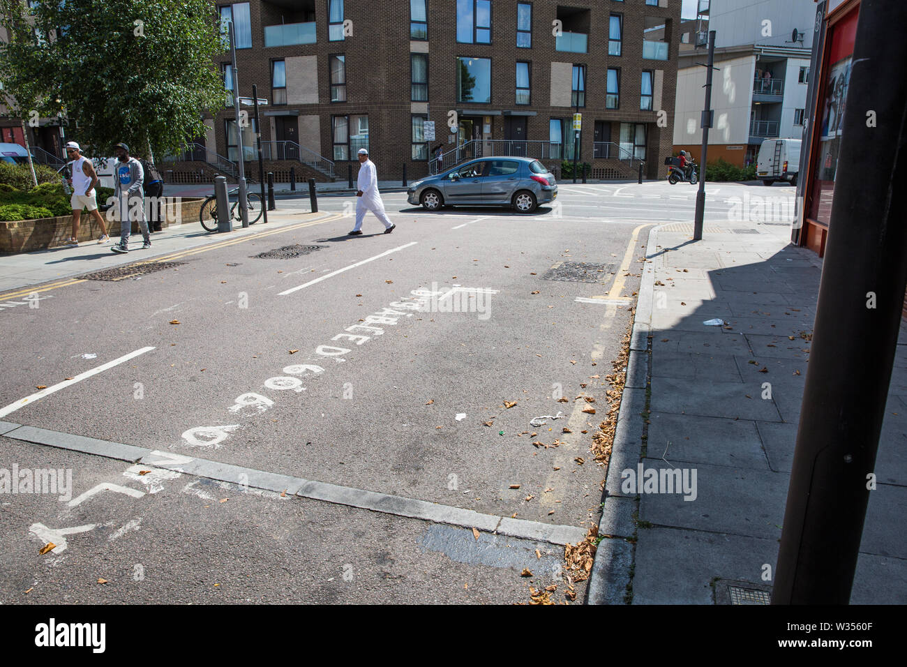 London, Großbritannien. 12. Juli, 2019. Der Standort, an dem youness Bentahar, im Alter von 38, wurde gewaltsam von Metropolitan Police Officers am 10. Juli festgenommen Nach einem 5-stufigen Warnung. Der Vorfall, bei dem Herr Bentahar schien, in einem Anfall, hat seit der Metropolitan Police Central East Befehl professionelle Standards Unit bezeichnet worden, nachdem ein Video von der Verhaftung der viralen auf Social Media ging. Credit: Mark Kerrison/Alamy leben Nachrichten Stockfoto