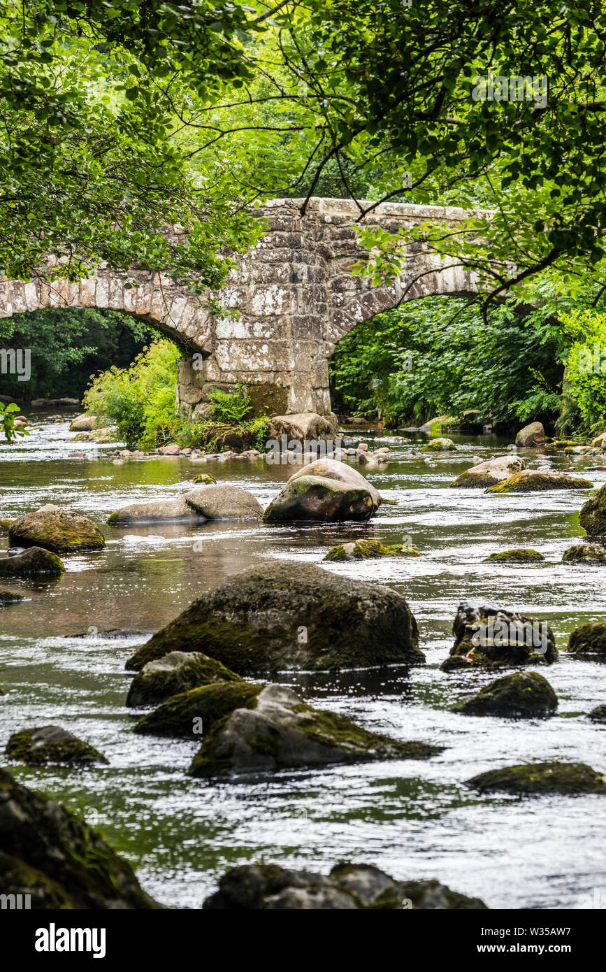 Das fingle Brücke über den Fluss Teign, Devon. Stockfoto