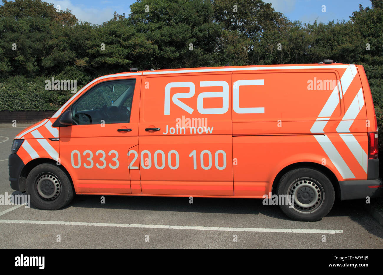 RAC, Fahrzeug, Service, Van, Straßenrand, Hilfe, Autofahren, England, UK. Stockfoto