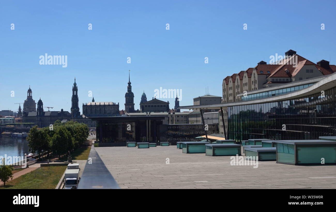Das Internationale Congress Center Dresden (Internationales Kongresszentrum) Stockfoto