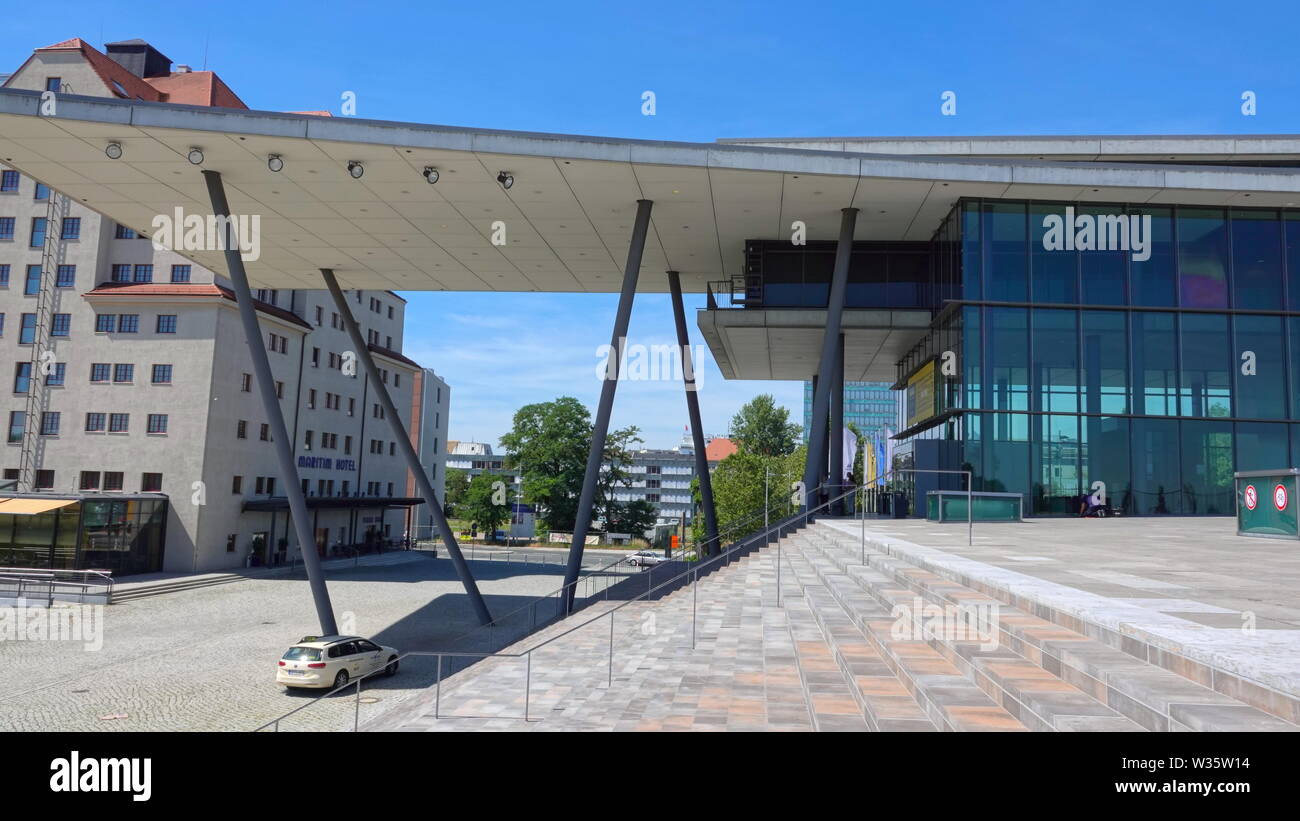 Das Internationale Congress Center Dresden (Internationales Kongresszentrum) Stockfoto