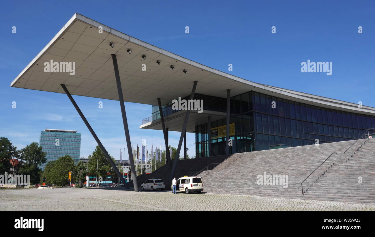 Das Internationale Congress Center Dresden (Internationales Kongresszentrum) Stockfoto