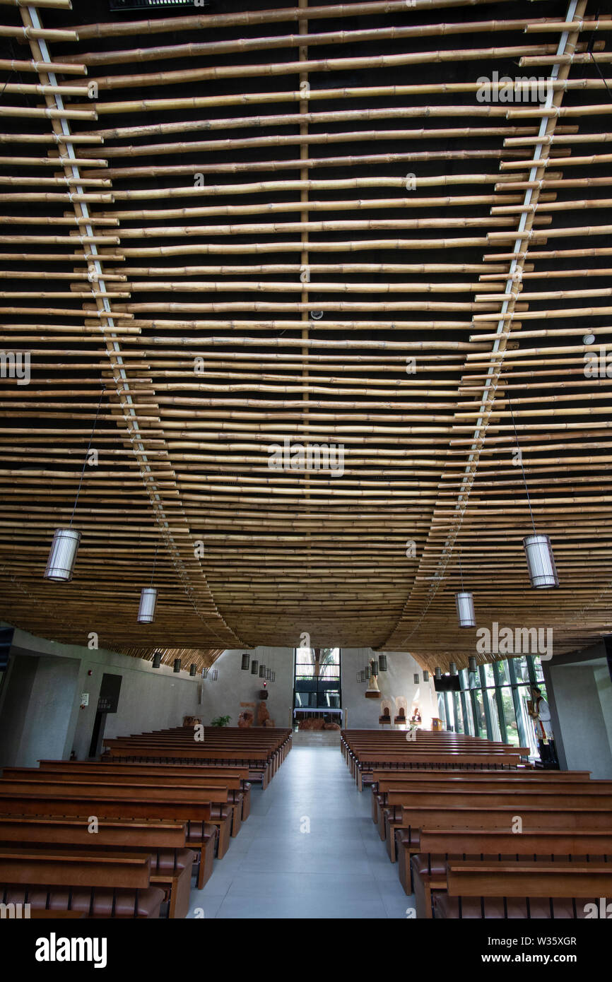 Eine Kapelle in Cebu befindet sich auf dem Gelände des Heiligsten Herzens School-Ateneo de Cebu, Philippinen hat in der gloabal architektonischen aw in die engere Wahl gezogen Stockfoto