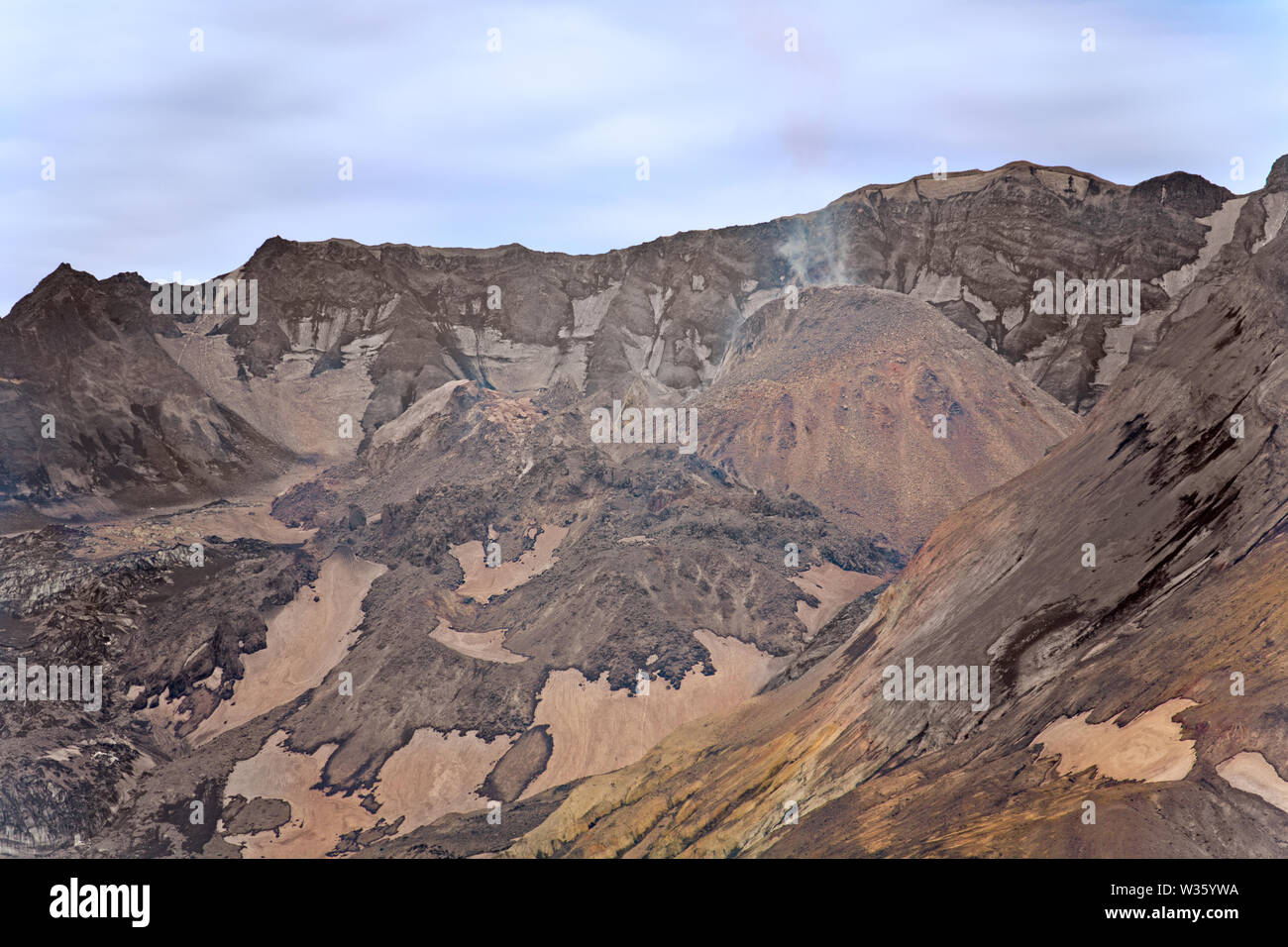 Mt St. Helen ist ein perfektes Beispiel dafür, wie gut Natur tut, ohne die Menschheit einzugreifen, jede Richtung, jede Hilfe, Heilung tritt auf und wird völlig. Stockfoto