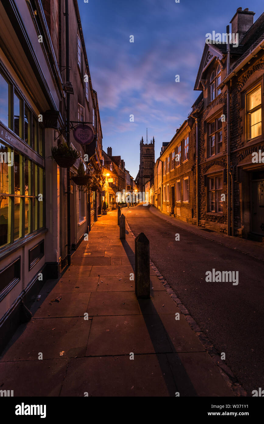 Nacht Zeit Bild von Black Jack Straße in Cirencester Gloucestershire in England. Dies war die zweite Hauptstadt im römischen Britannien genannt Corinium. Stockfoto