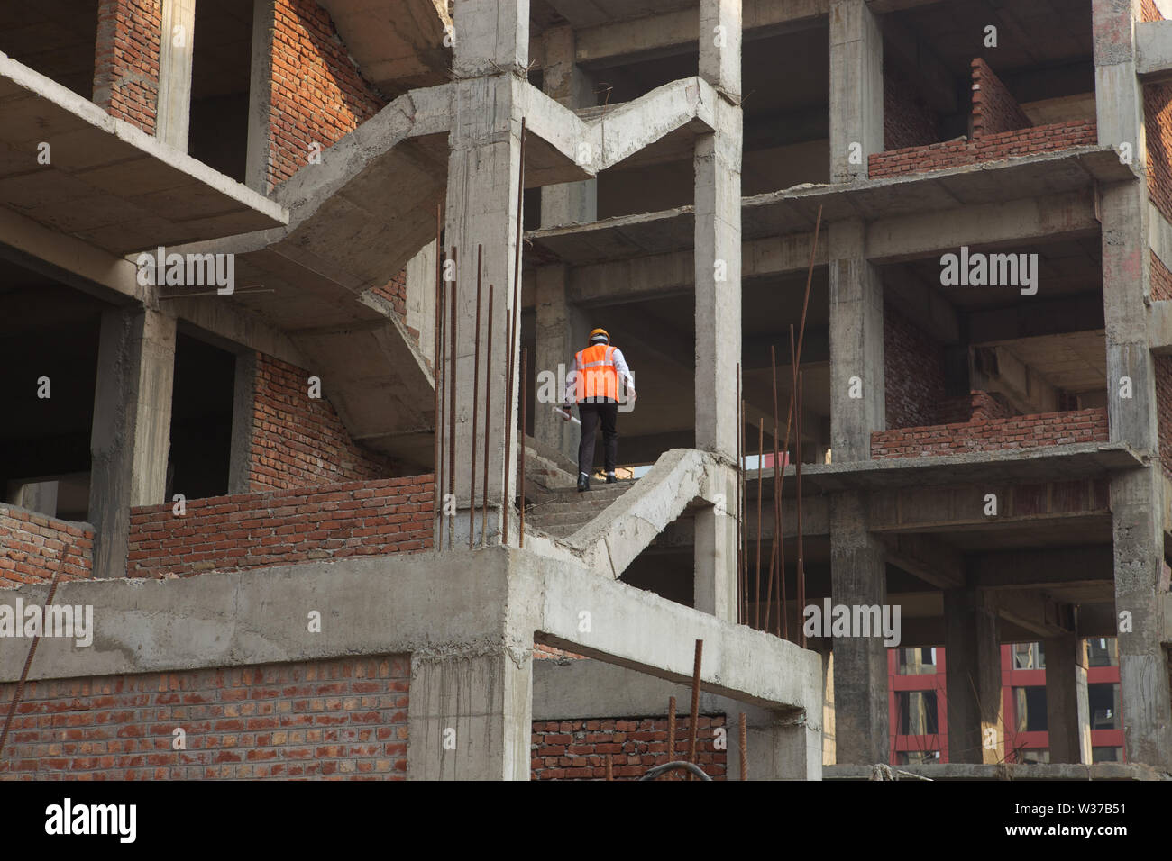 Rückansicht eines Architekten Gebäude Vermessung Stockfoto