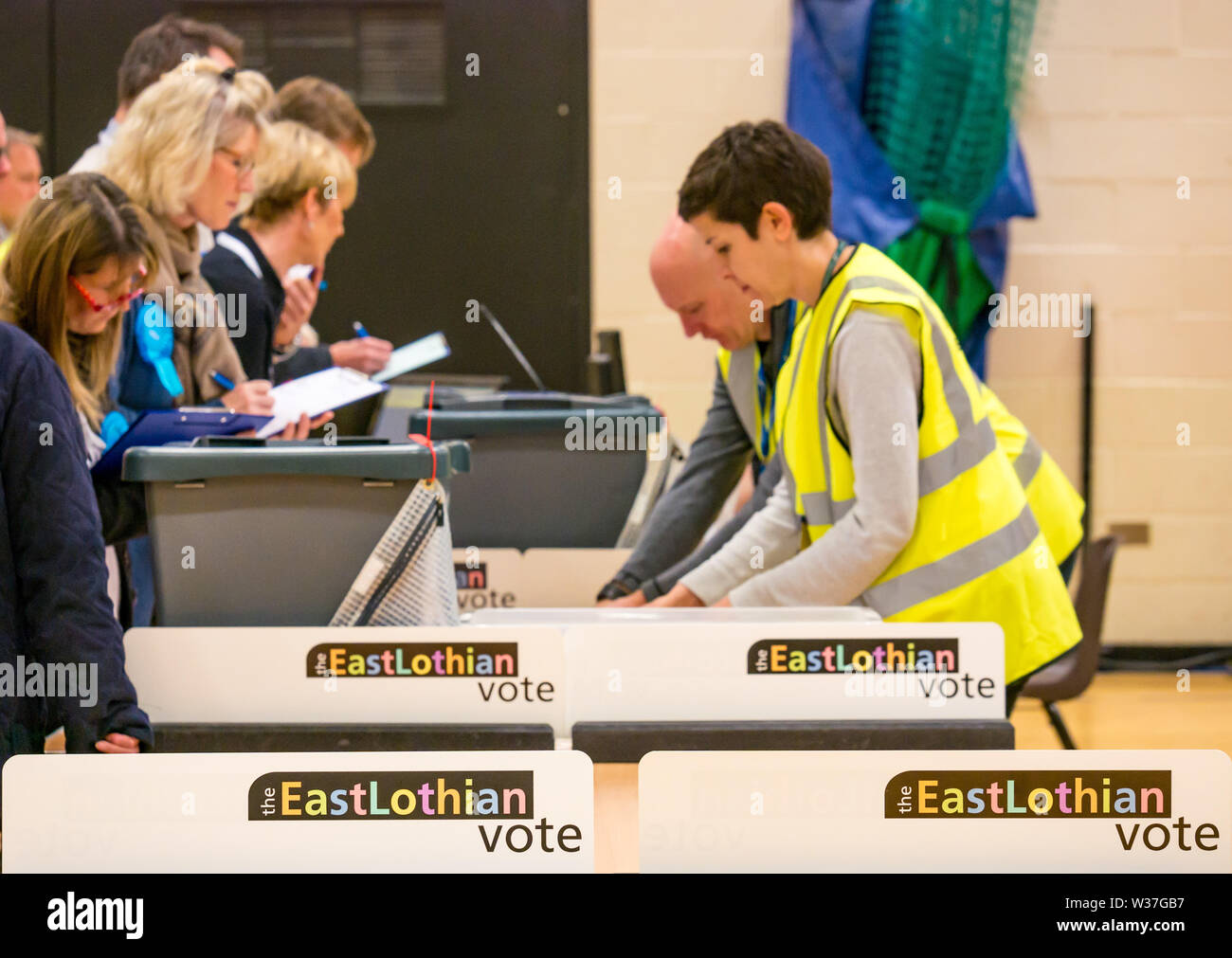 Stimmen werden gezählt, Station 5 Wahl, Haddington & Lammermuir Nachwahl kann 2019, East Lothian, Schottland, Großbritannien Stockfoto