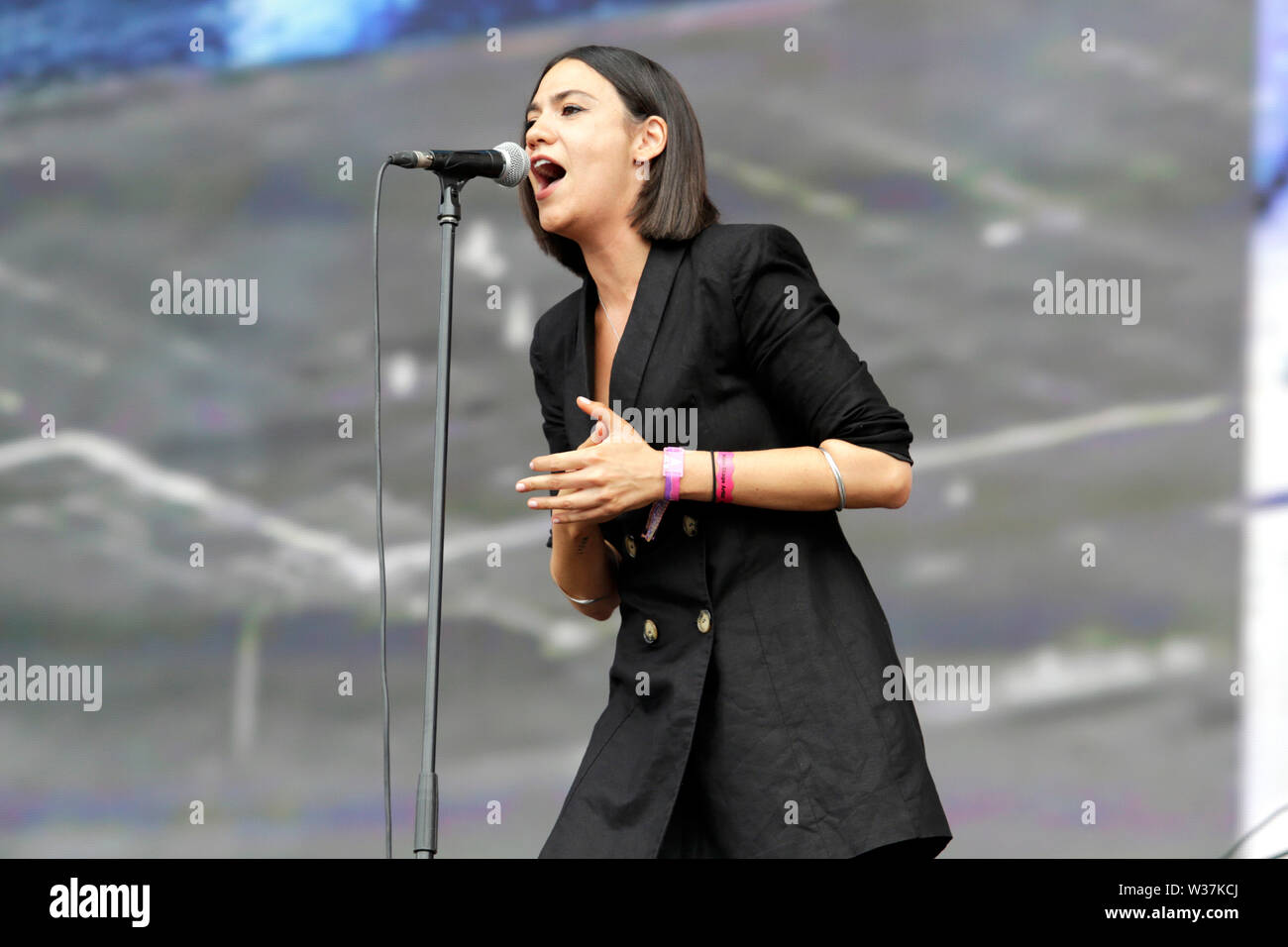 Nadine Shah führt auf der Bühne als Barclaycard vorhanden Britische Sommerzeit Hyde Park am Samstag, dem 13. Juli 2019 in London, England. Stockfoto