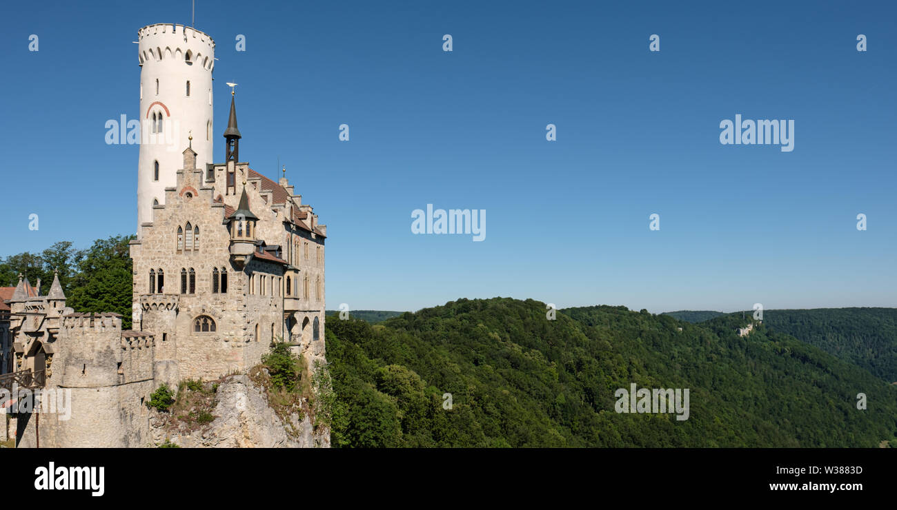 Schloss Lichtenstein in Deutschland horzontal Format Stockfoto
