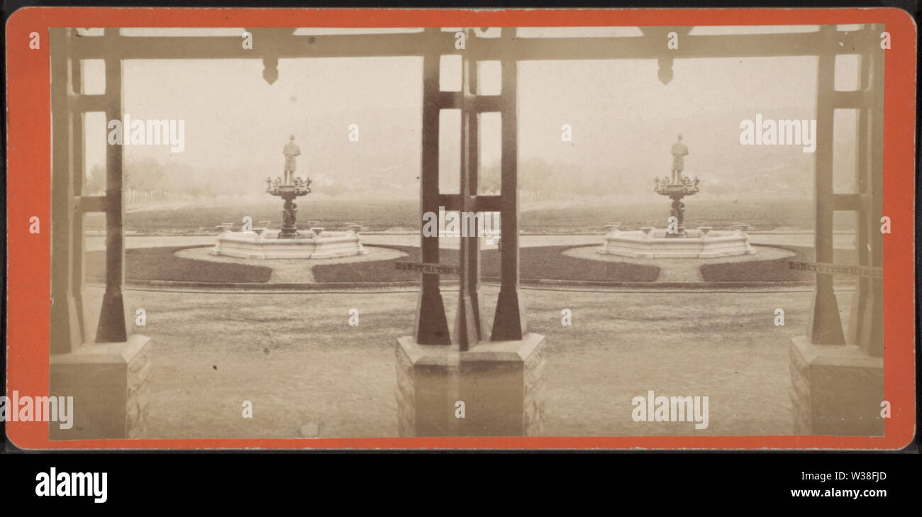 Blick auf Brunnen von innen Eingang des Gebäudes, das von Ackerman Bros. Stockfoto