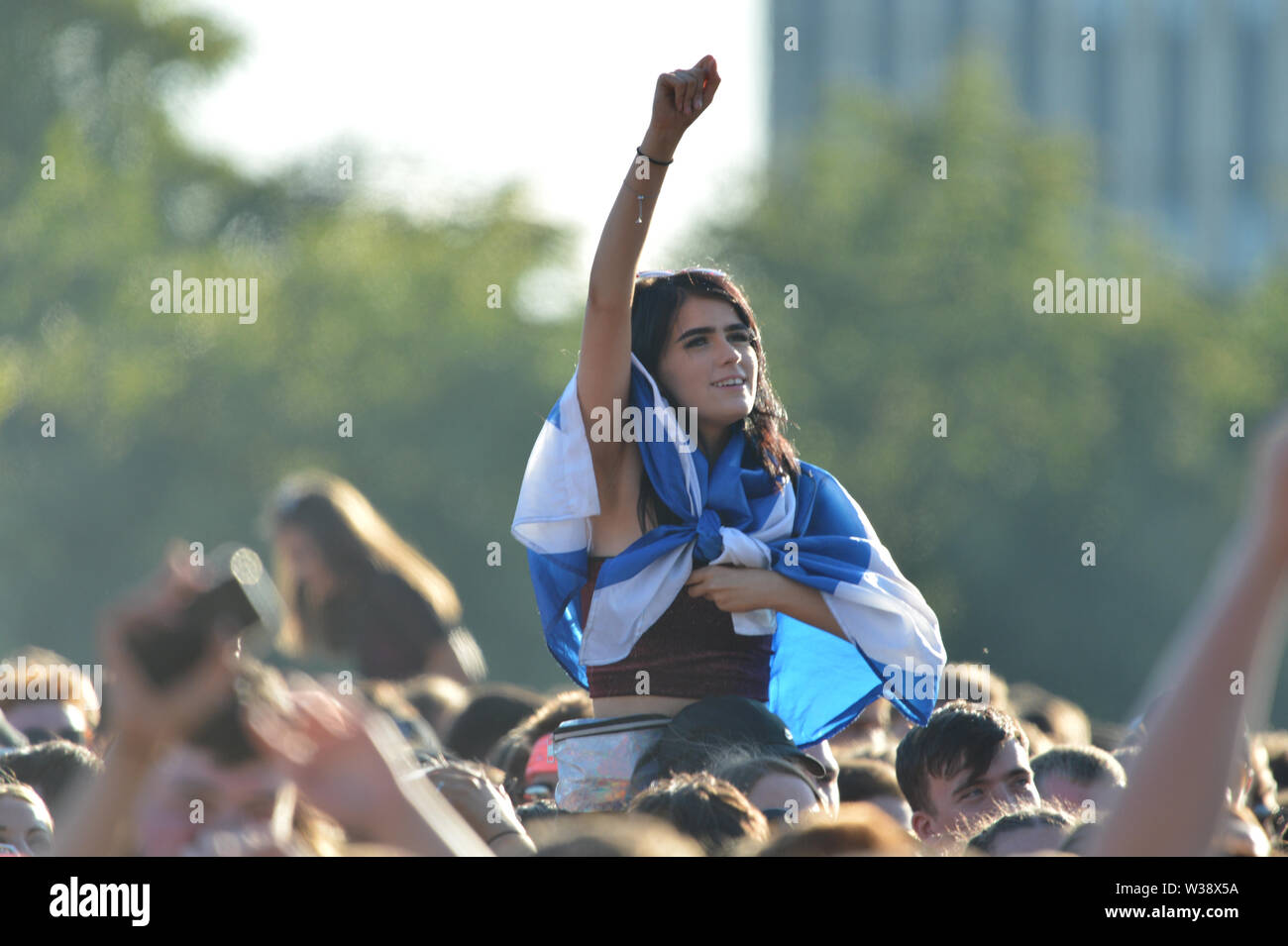 Glasgow, UK. 13. Juli 2019. Bastille live im Konzert an TRNSMT Music Festival auf der großen Bühne. Dan Smith, Sänger der Hauptbühne statt. Credit: Colin Fisher/Alamy leben Nachrichten Stockfoto