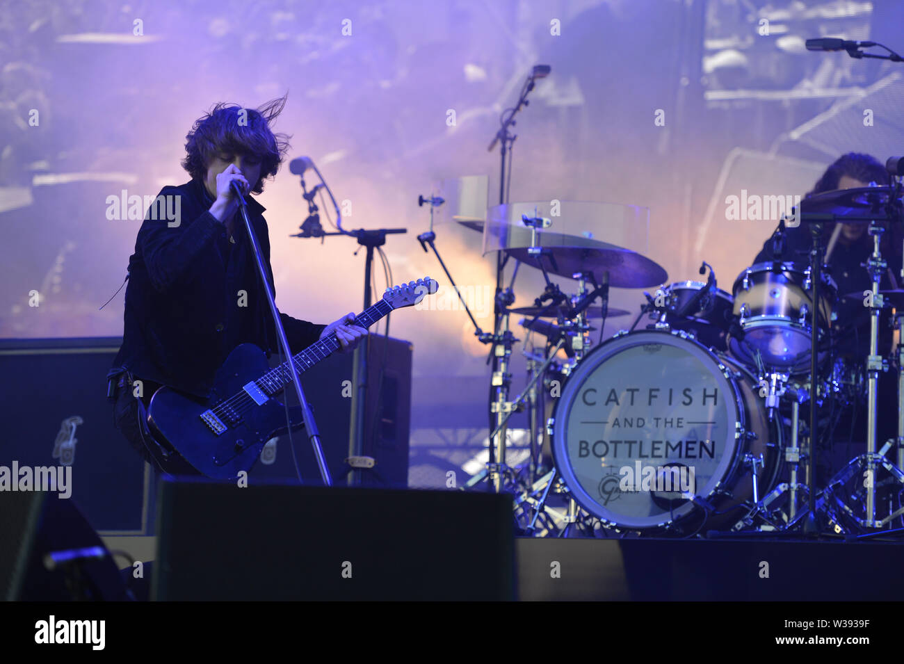 Glasgow, UK. 13. Juli 2019. Van McCann (siehe Abbildung), aus Wels und der Bottlemen TRNSMT 2019 live in Glasgow am Grün. Credit: Colin Fisher/Alamy Leben Nachrichten. Stockfoto