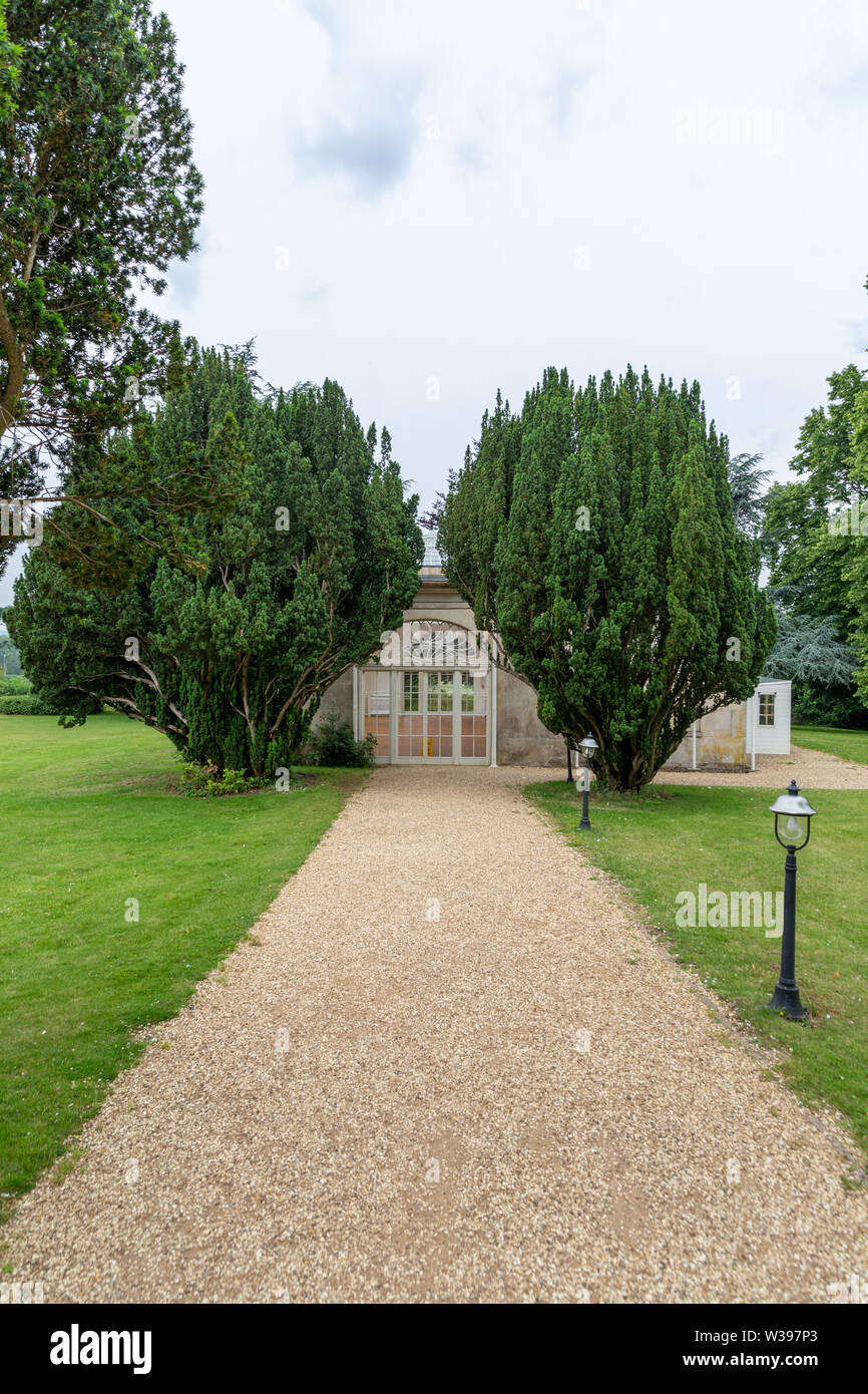 BARTON SEAGRAVE - 24. JUNI 2019: Klasse 11 aufgeführten Orangerie am Barton Hall Hotel, Barton Seagrove, Großbritannien Stockfoto