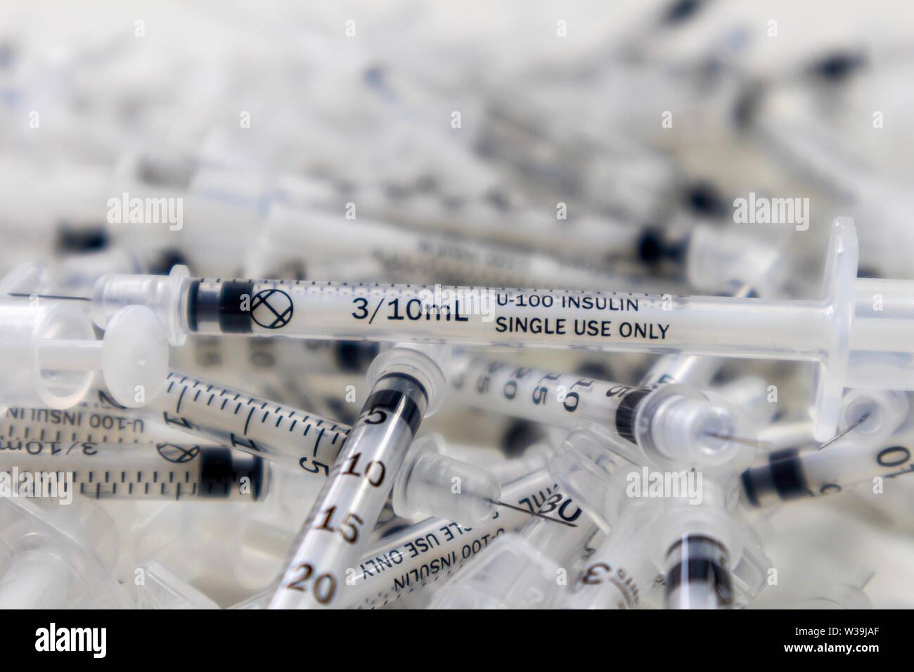 Stapel verwendet Insulin Kanülen Stockfoto