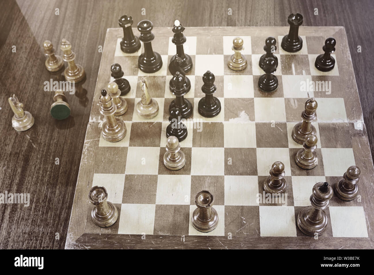 Einzigartige Schachspiel Tal-Geller, Internationale Schachturnier in Zürich, 1959. Weiß gewinnt. Retro Effekt Stockfoto