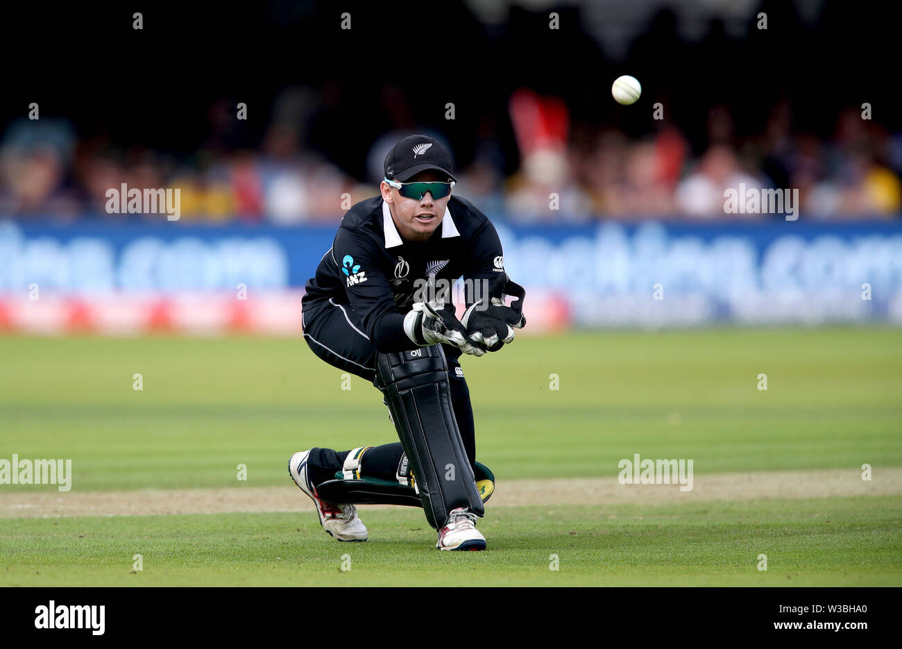 Neuseelands Tom Lathamduring der ICC World Cup auf Lord's, London. Stockfoto
