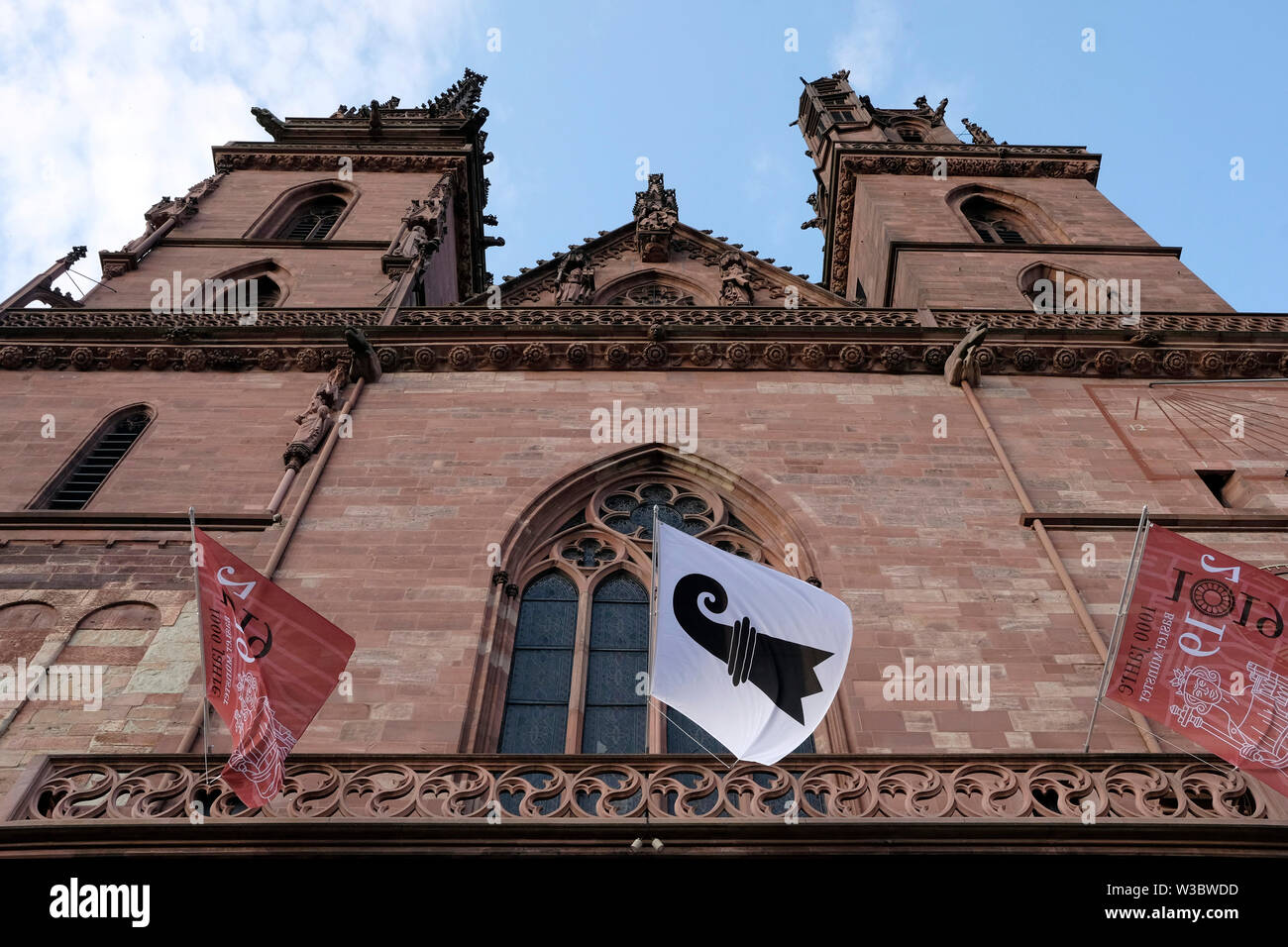 Einen allgemeinen Überblick über das Basler Münster, Schweiz Stockfoto