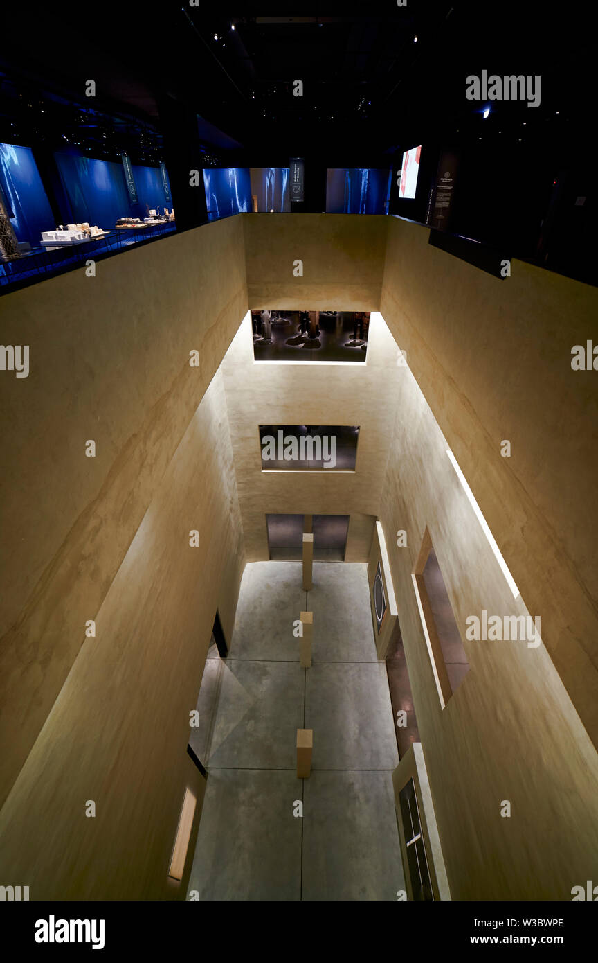 Armani Silos ist ein Mode Kunst Museum in Mailand Italien gewidmet der Armani Stil. Die Ausstellungsfläche wurde im Jahr 2015 eröffnet und ist eine lebendige, offene-zu-th Stockfoto