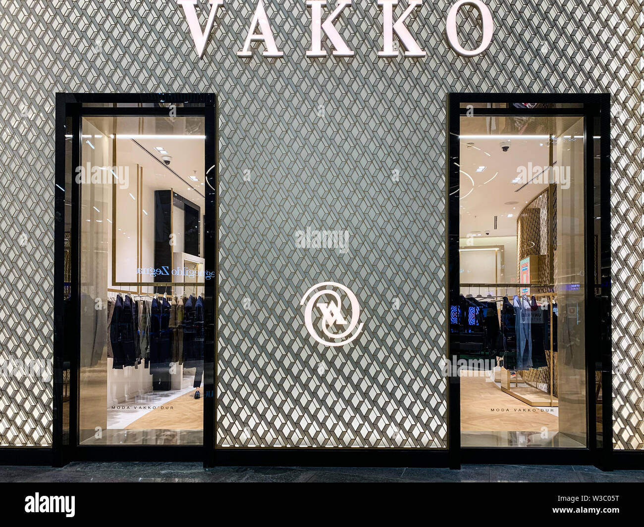 Vakko shop vorne, Vertrieb von Waren, Vakko ist eine türkische Fashion Company. Es produziert und Einzelverkäufe Textil-, Lederwaren und Accessoires. Istanbul/Tur Stockfoto