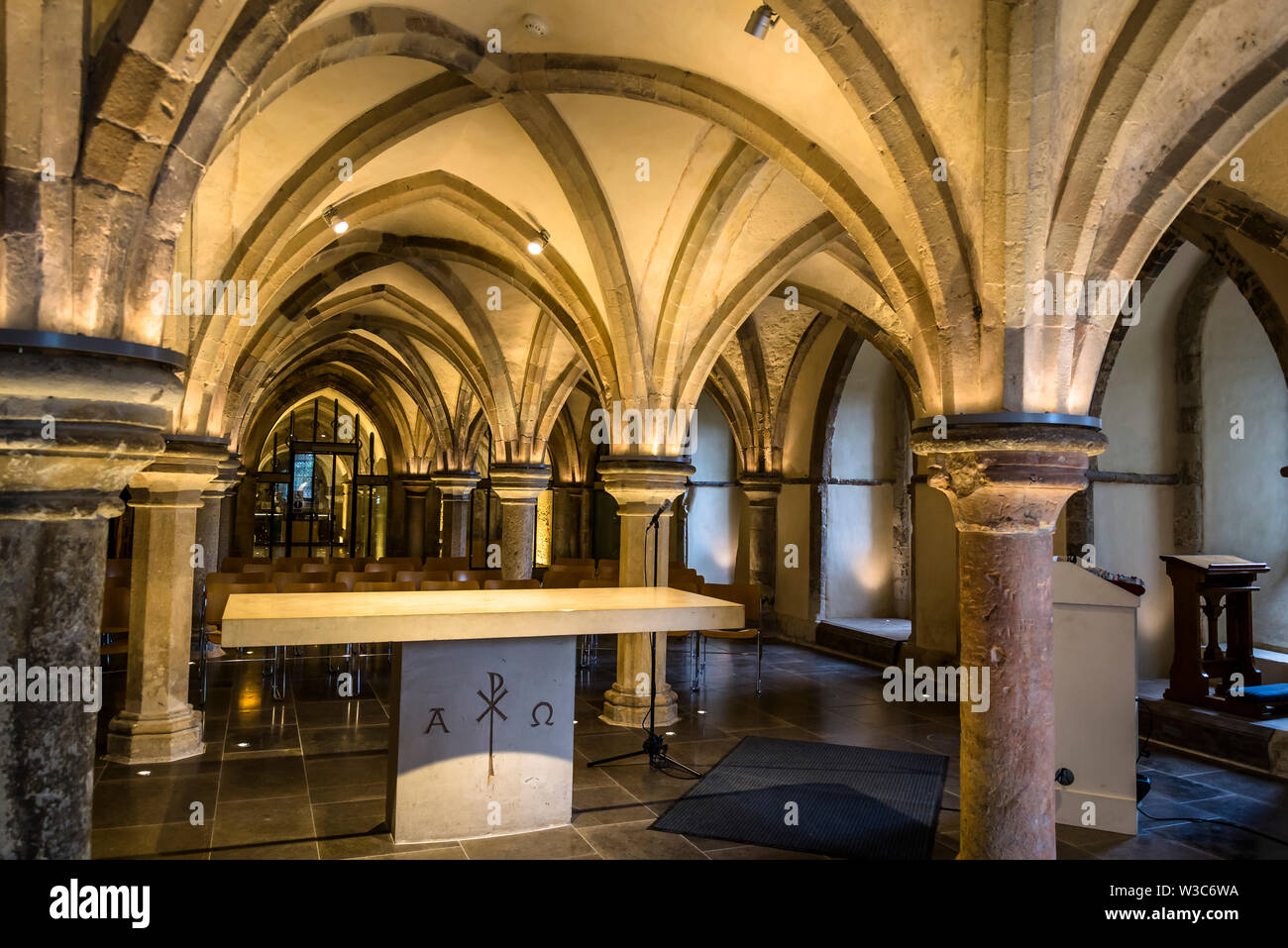 Mit typisch romanische Leiste vaulting Krypta, die Kathedrale von Rochester, Kent, England, Großbritannien Stockfoto