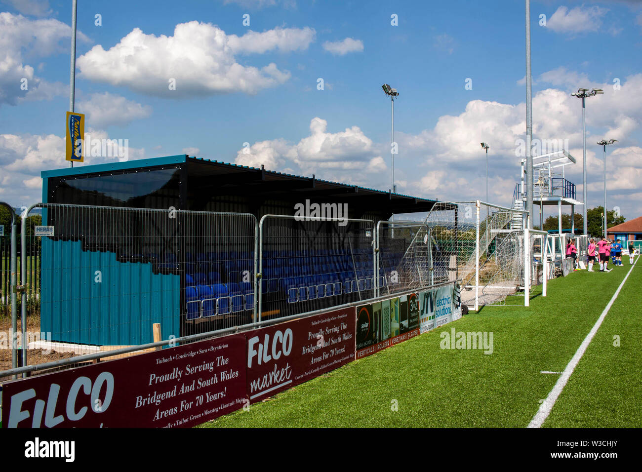 Penybont Verbesserungen der Bryntirion Park Boden vor Ihrer ersten Saison in der Welsh Premier League. Stockfoto