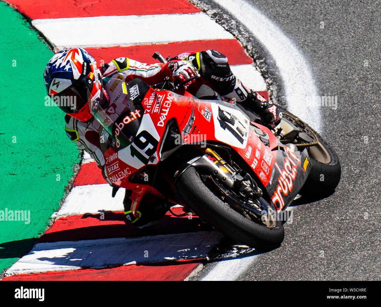 Monterey, CA, USA. 13. Juli, 2019. Ein #19 Alvaro Bautista in der Korkenzieher während der MOTUL FIM Superbike Weltmeisterschaft Geico US-runde Welt SBK Rennen 1 am Weathertech Raceway Laguna Seca in Monterey, CA Thurman James/CSM/Alamy leben Nachrichten Stockfoto