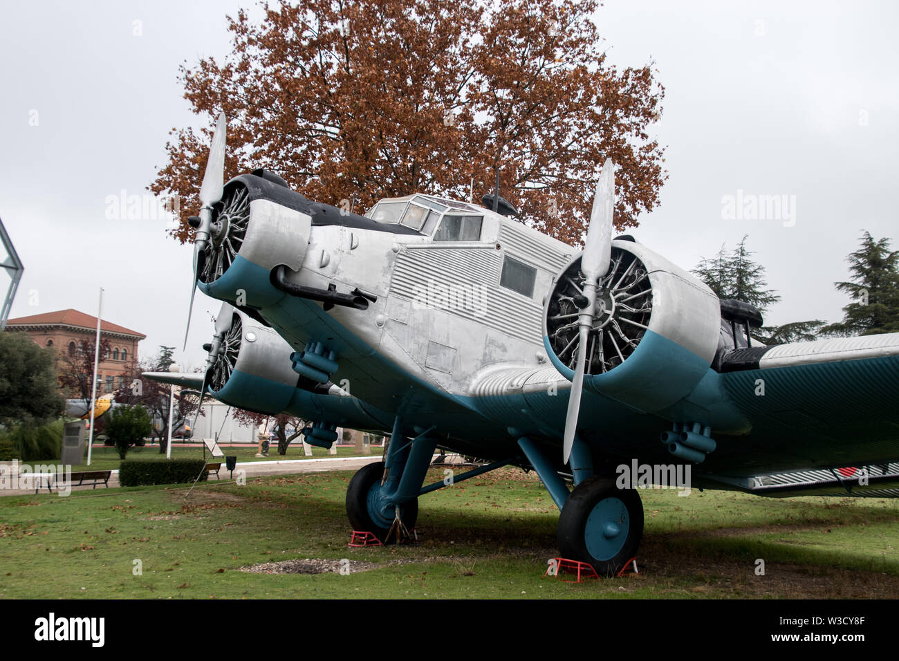 Eine Junkers Ju 52, einem Deutschen trimotor Flugzeuge von 1931 bis 1952 hergestellt und hauptsächlich als Passagier Carrier, Truppe und Fracht. Stockfoto