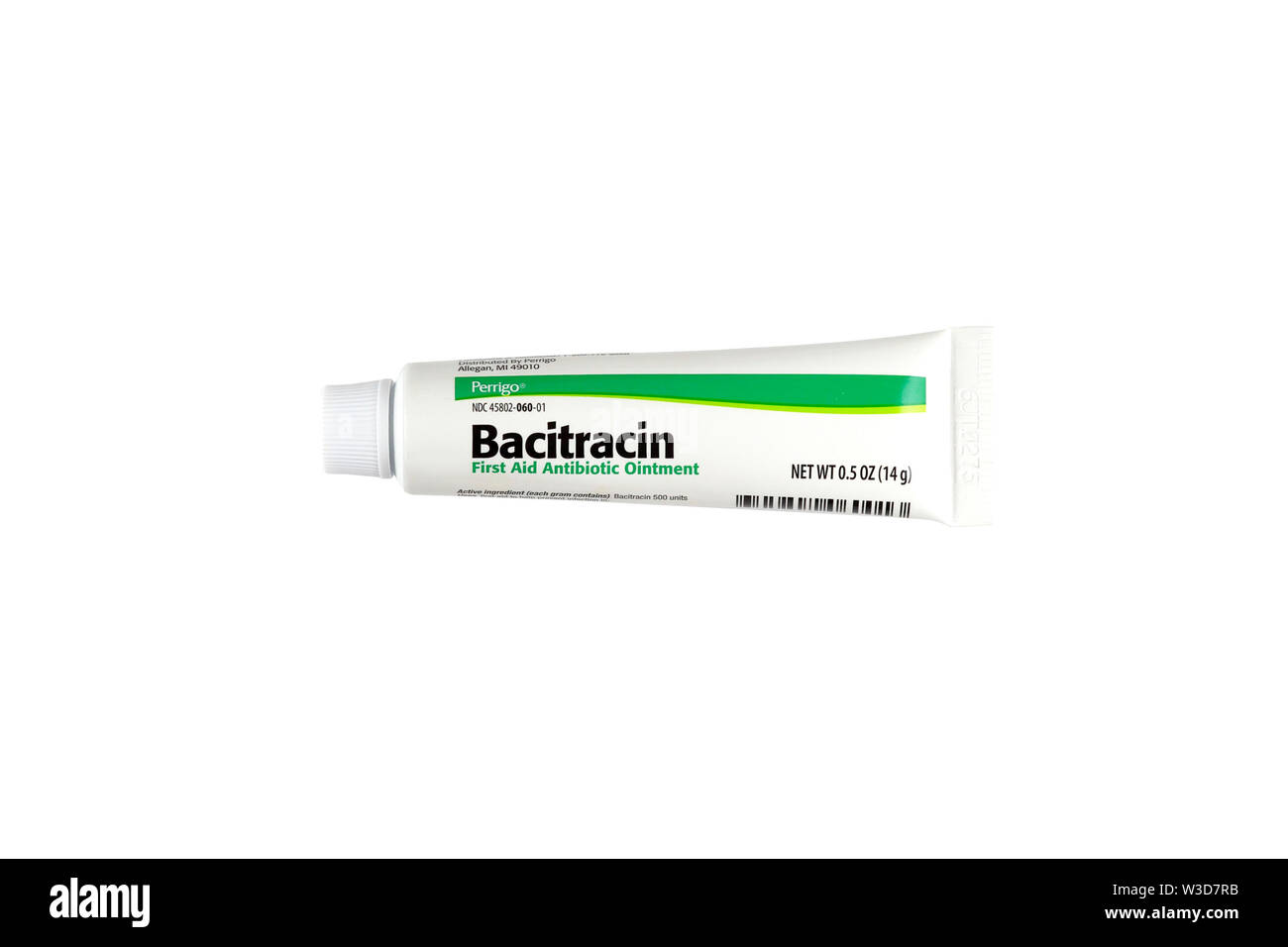 Eine Tube Bacitracin antibiotische Salbe isoliert auf weißem Hintergrund. Ausschnitt zur Illustration und redaktionellen Verwendung. Stockfoto